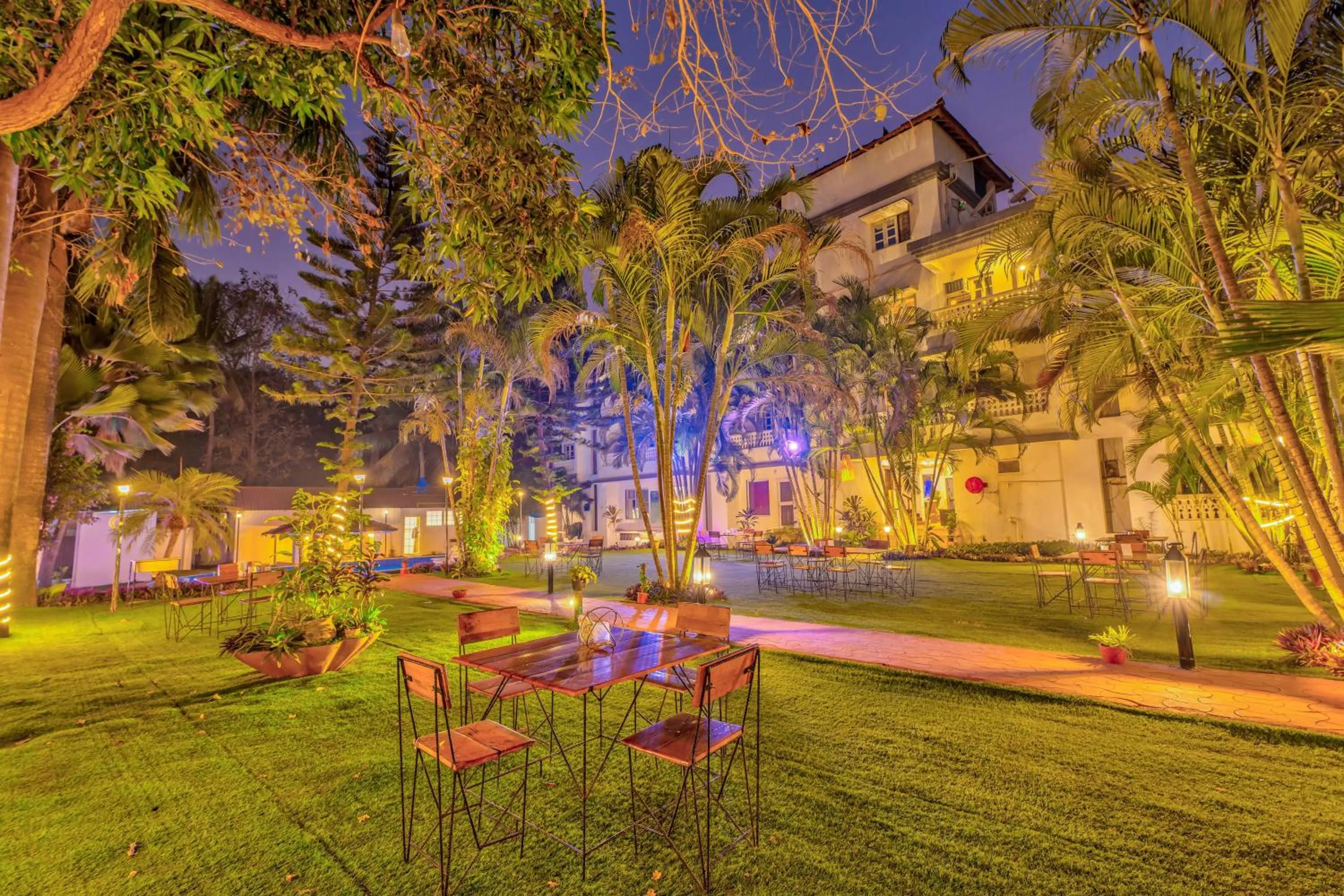 Restaurant/places to eat in The Boho, Vagator Beach Goa Near Thalassa