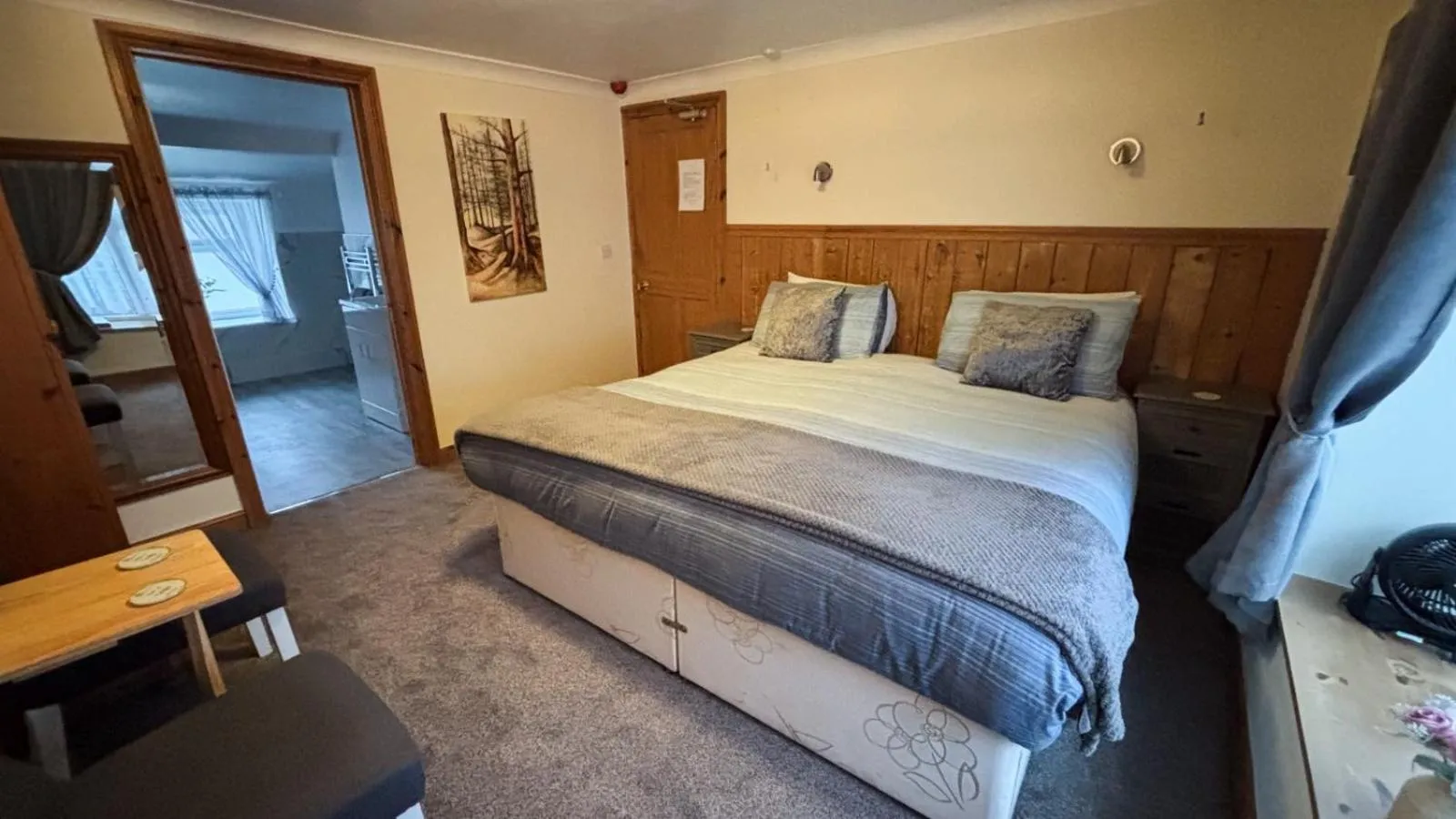 Bed in Crab pot cottage