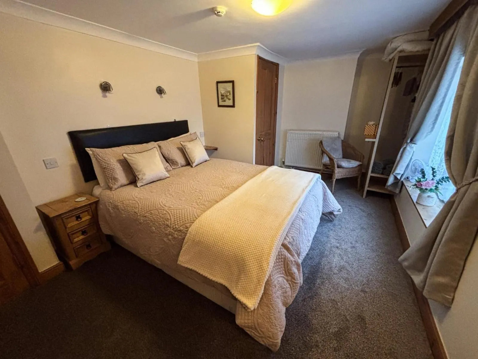 Bed in Crab pot cottage