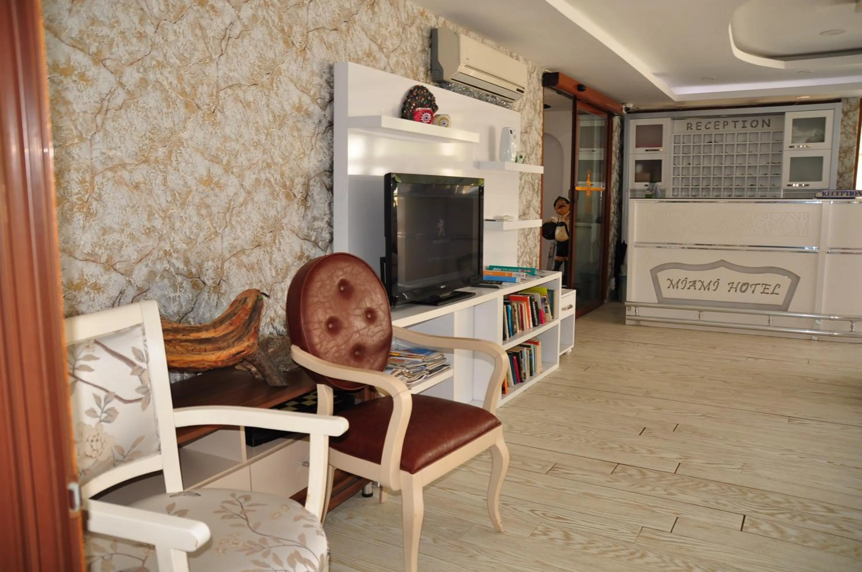 Seating area in Side Miami Beach Hotel