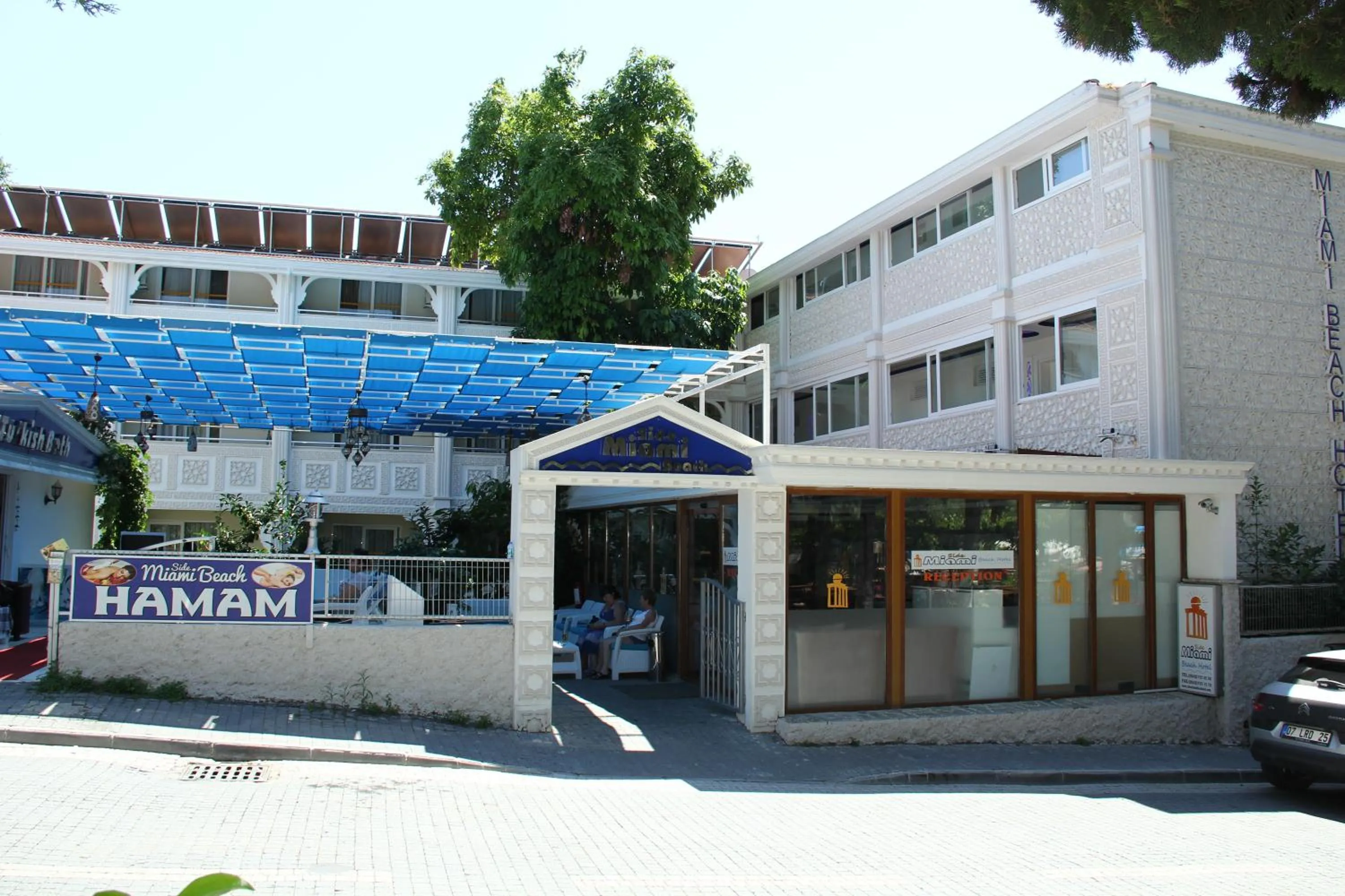 Property building in Side Miami Beach Hotel