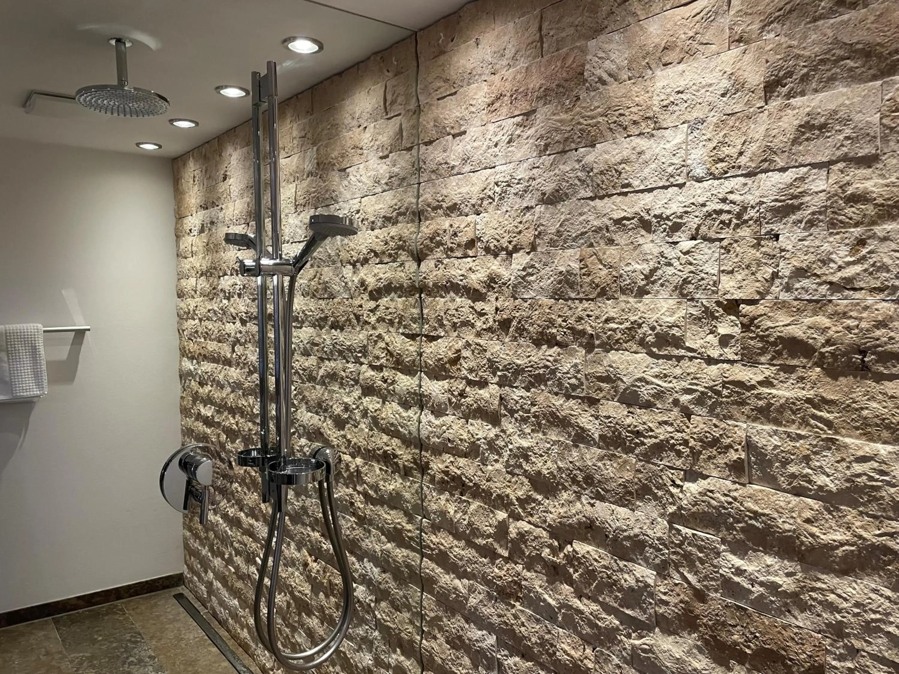Shower in Rebers Pflug