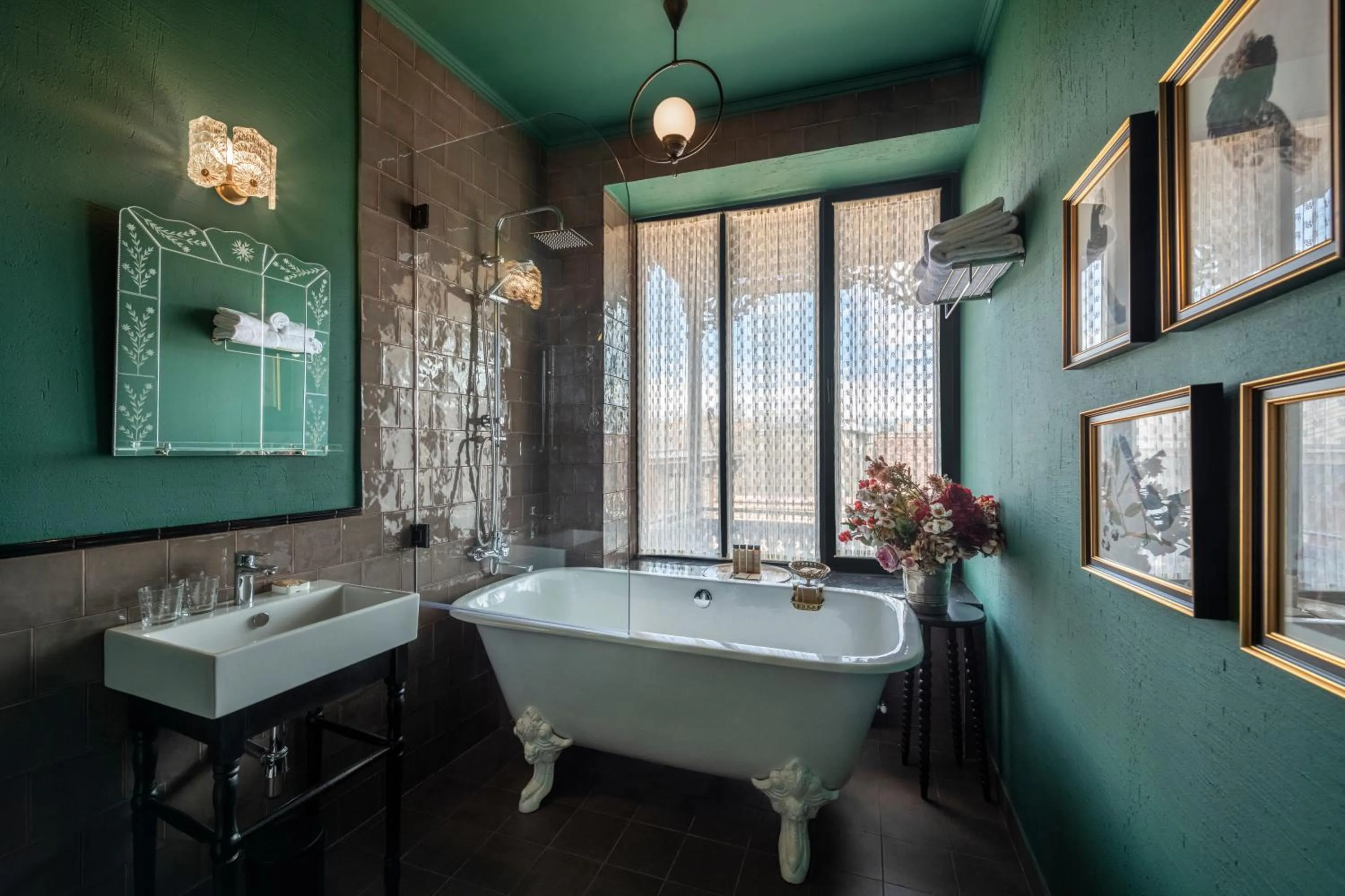 Bathroom in Communal Hotel Telavi