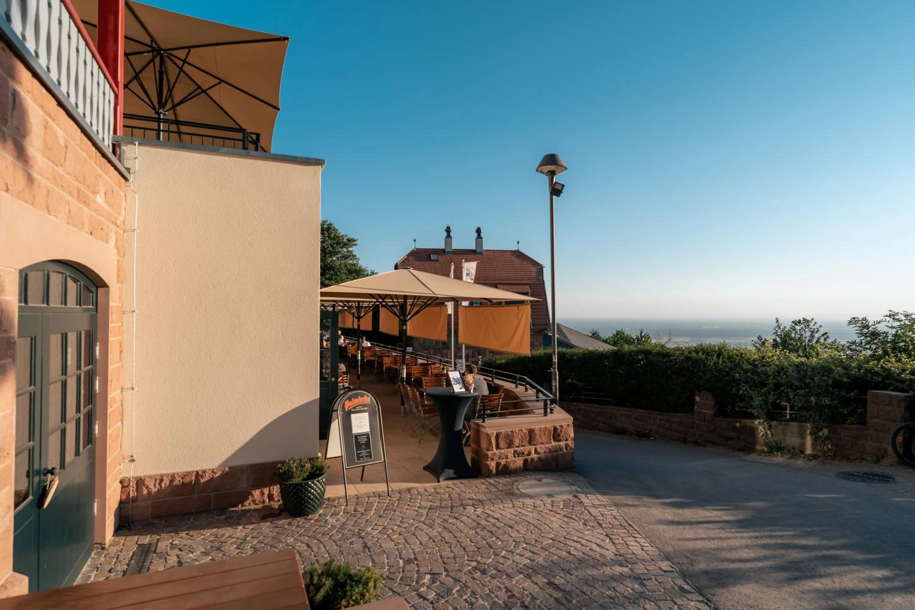 Restaurant/places to eat in Berggasthof Königstuhl