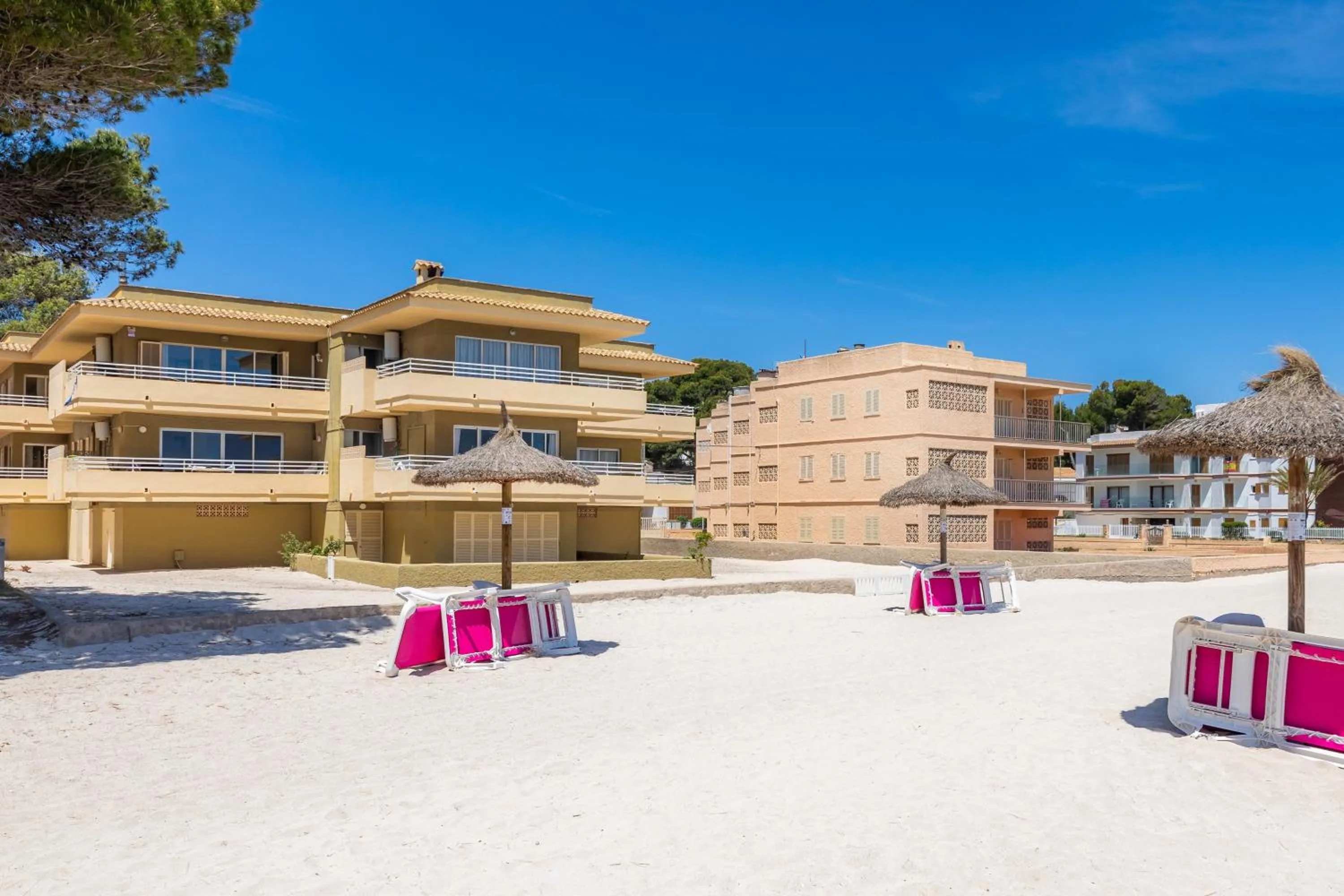 Property building in Apartamento Albers