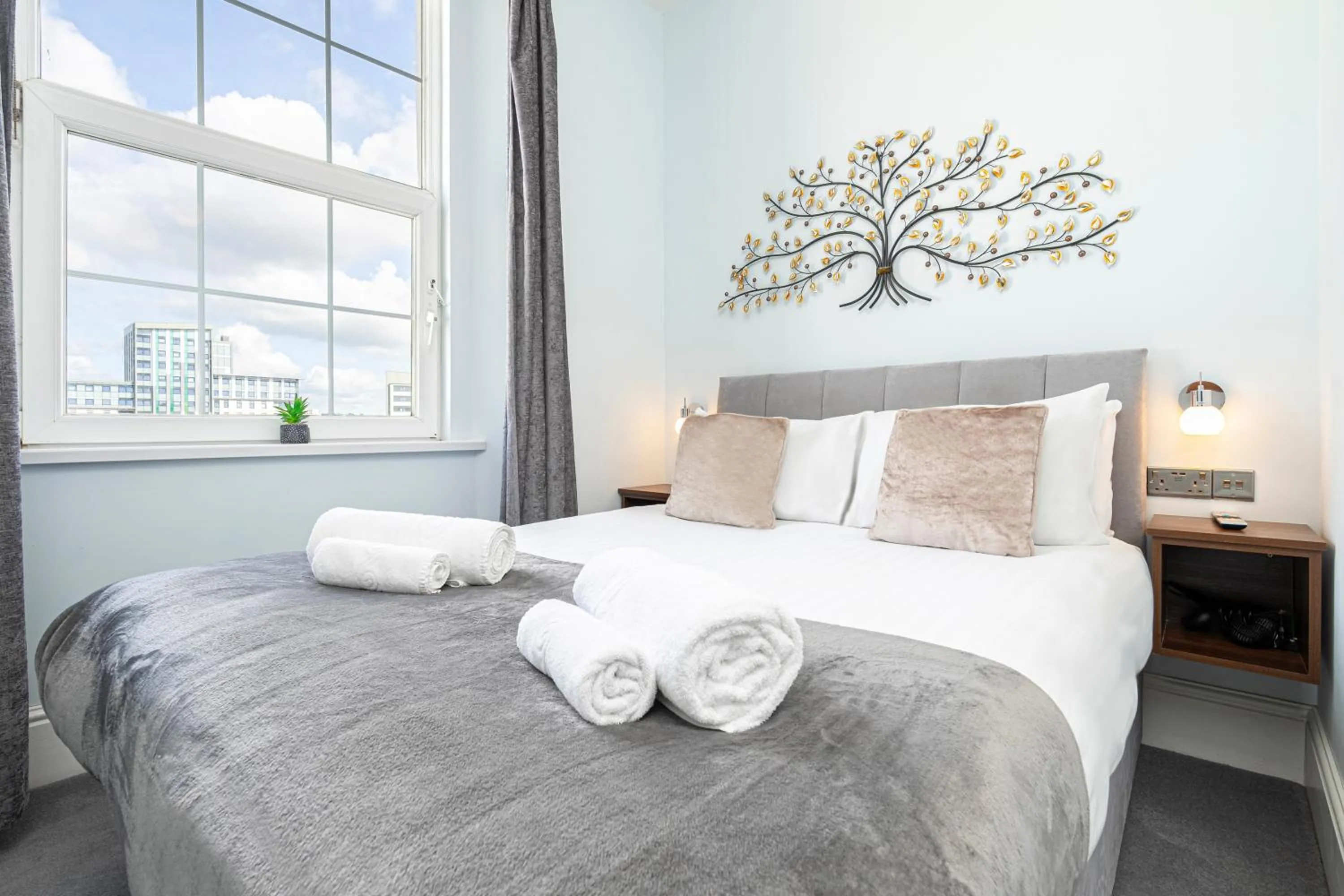 Other, Bed in Ocean Stays by Smart Welcomes