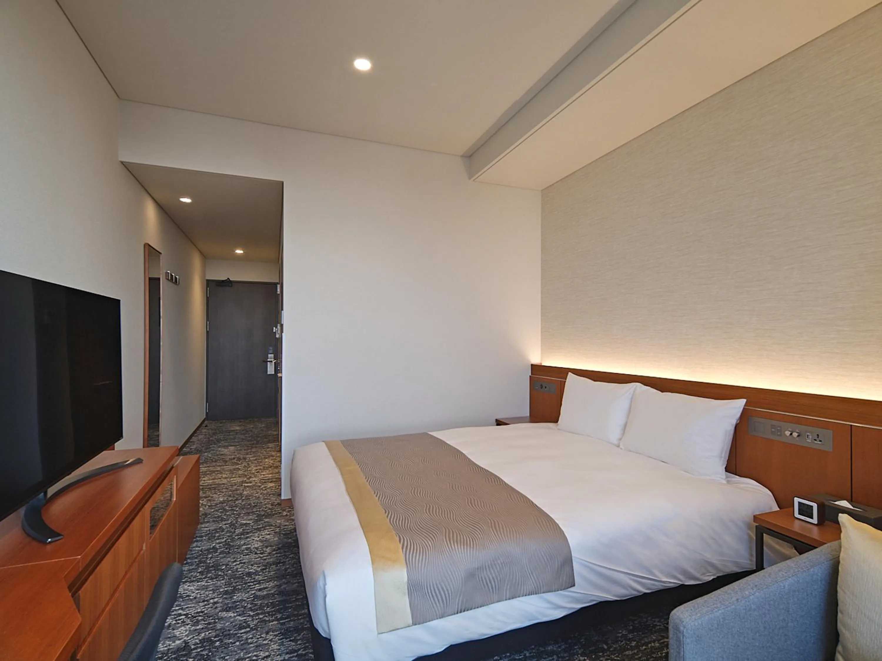 Bedroom, Bed in Roynet Hotel Seoul Mapo