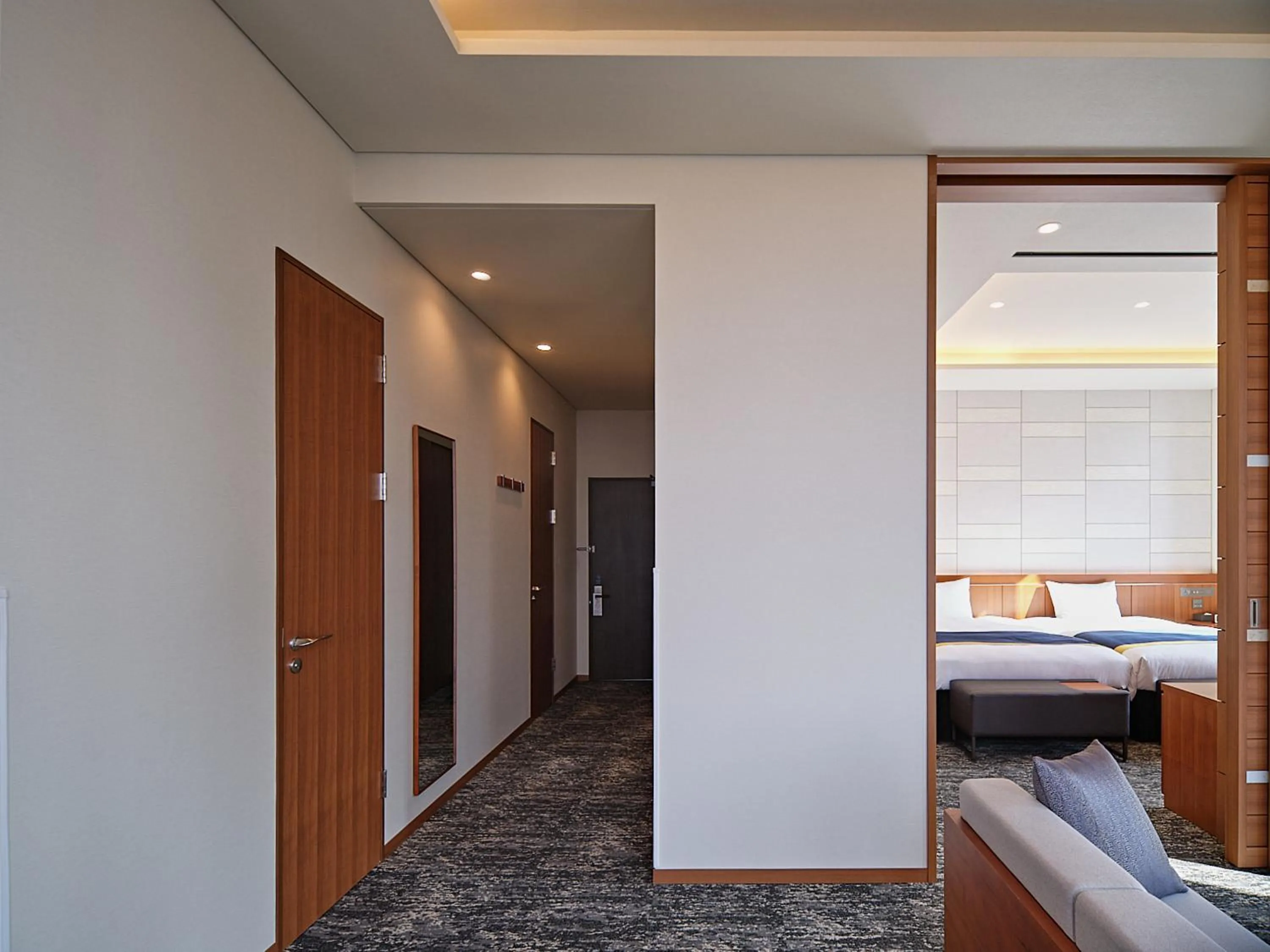 Bed in Roynet Hotel Seoul Mapo