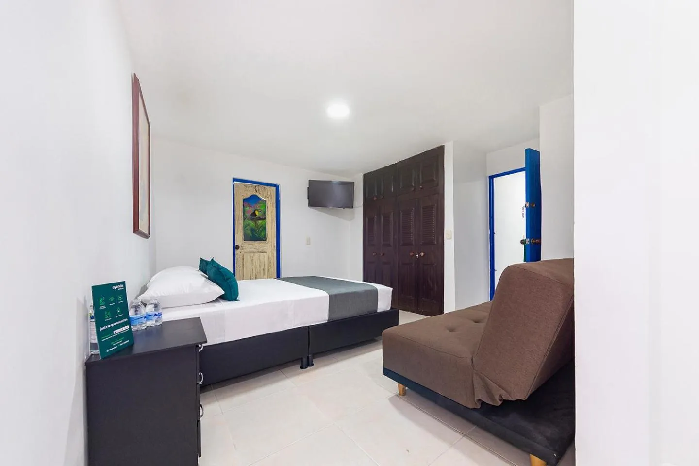 Photo of the whole room, Bed in Ayenda Fundadores 1906