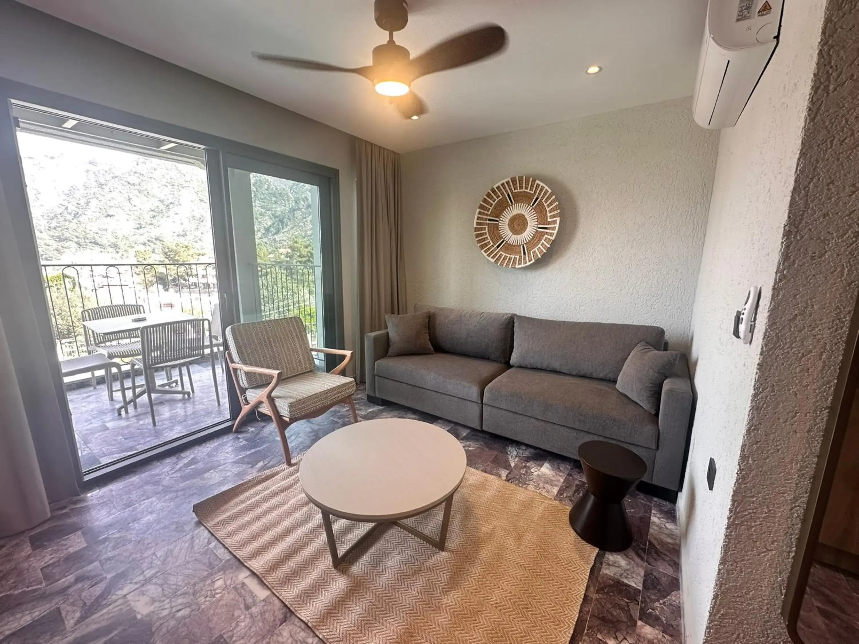 One-Bedroom Apartment with Spa Bath in Club Aquarium One-Bedroom Apartment with Spa Bath in Club Aquarium