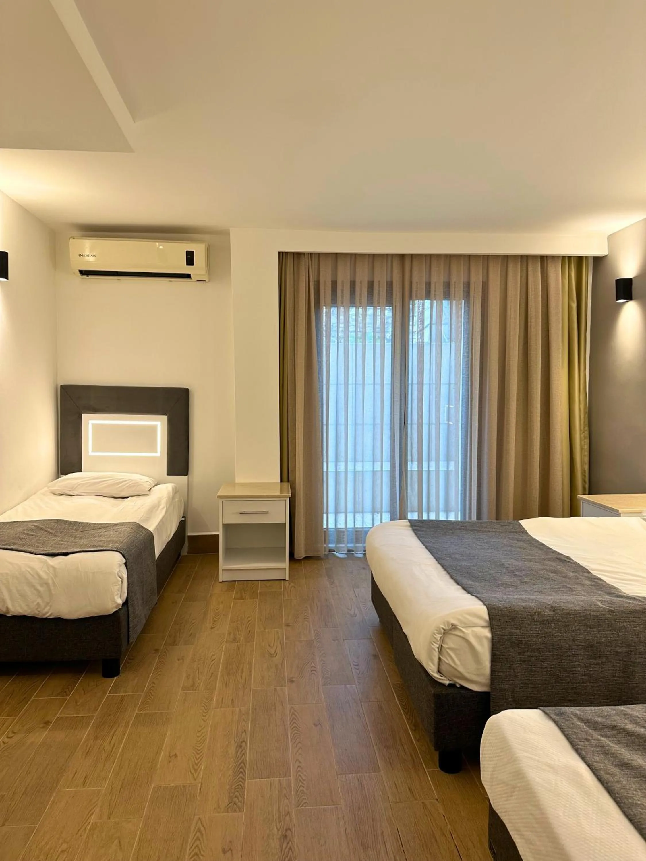 Bed in Hotel Peninsula