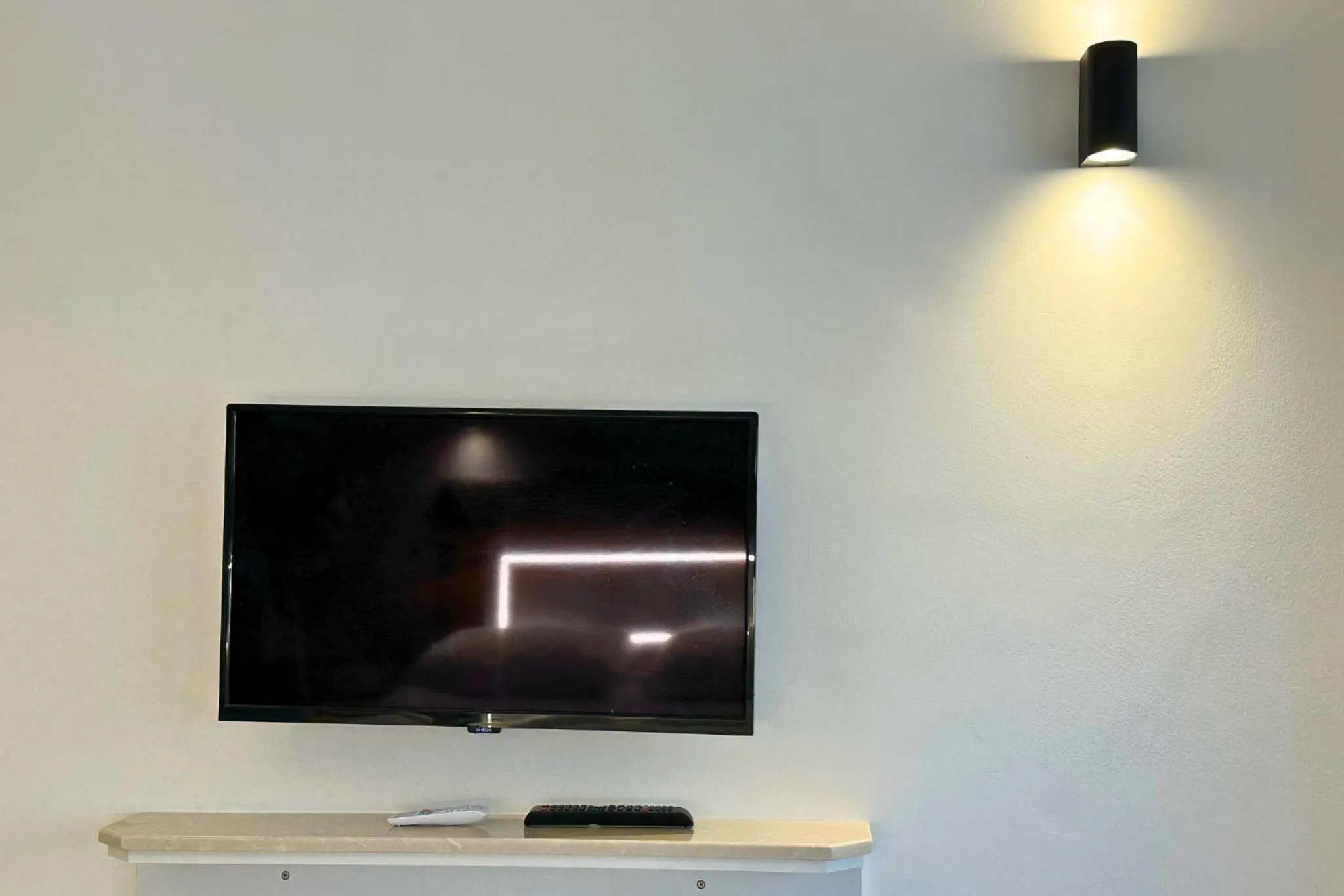 TV and multimedia in Hotel Peninsula