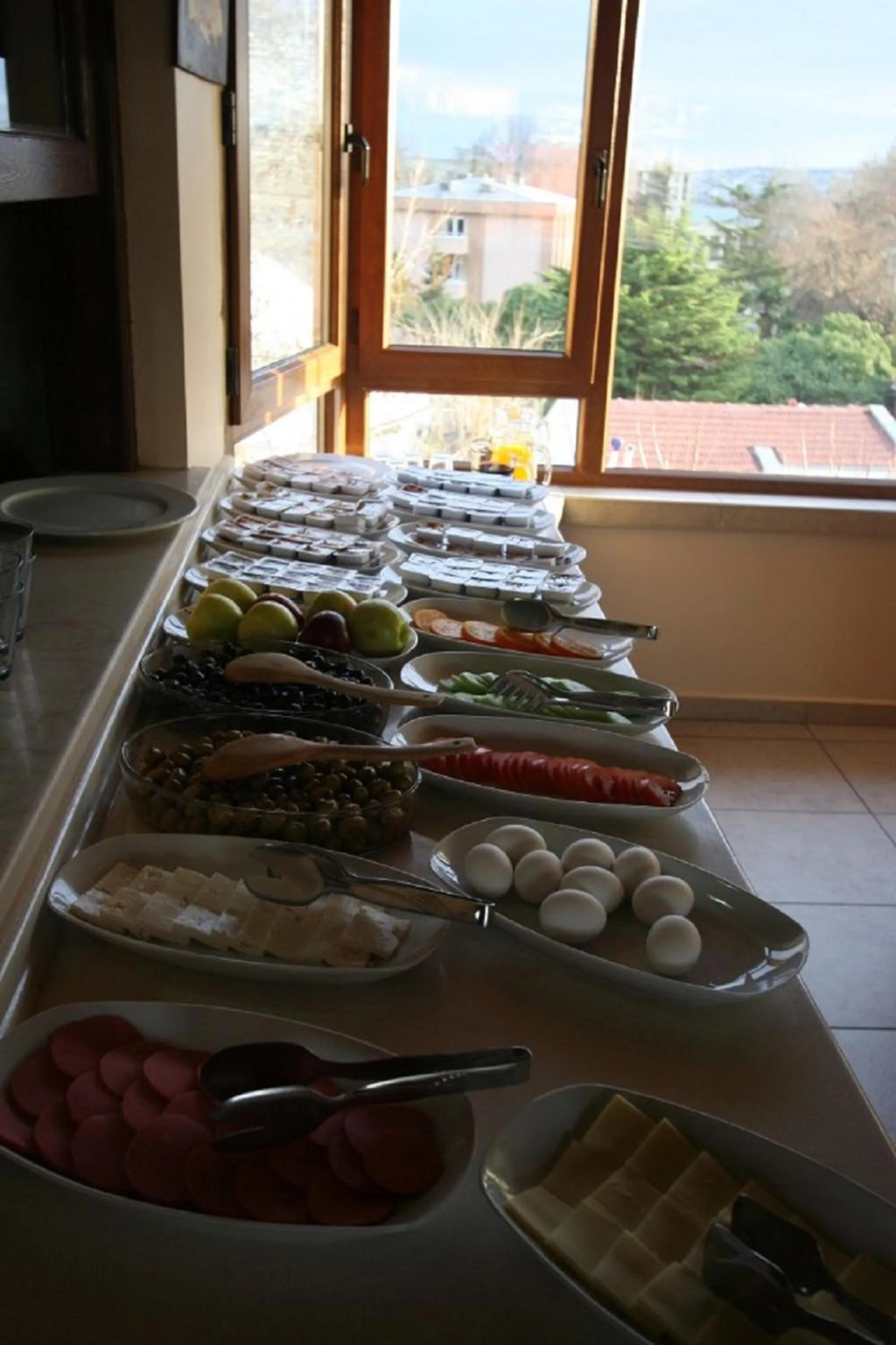 Food in Hotel Peninsula