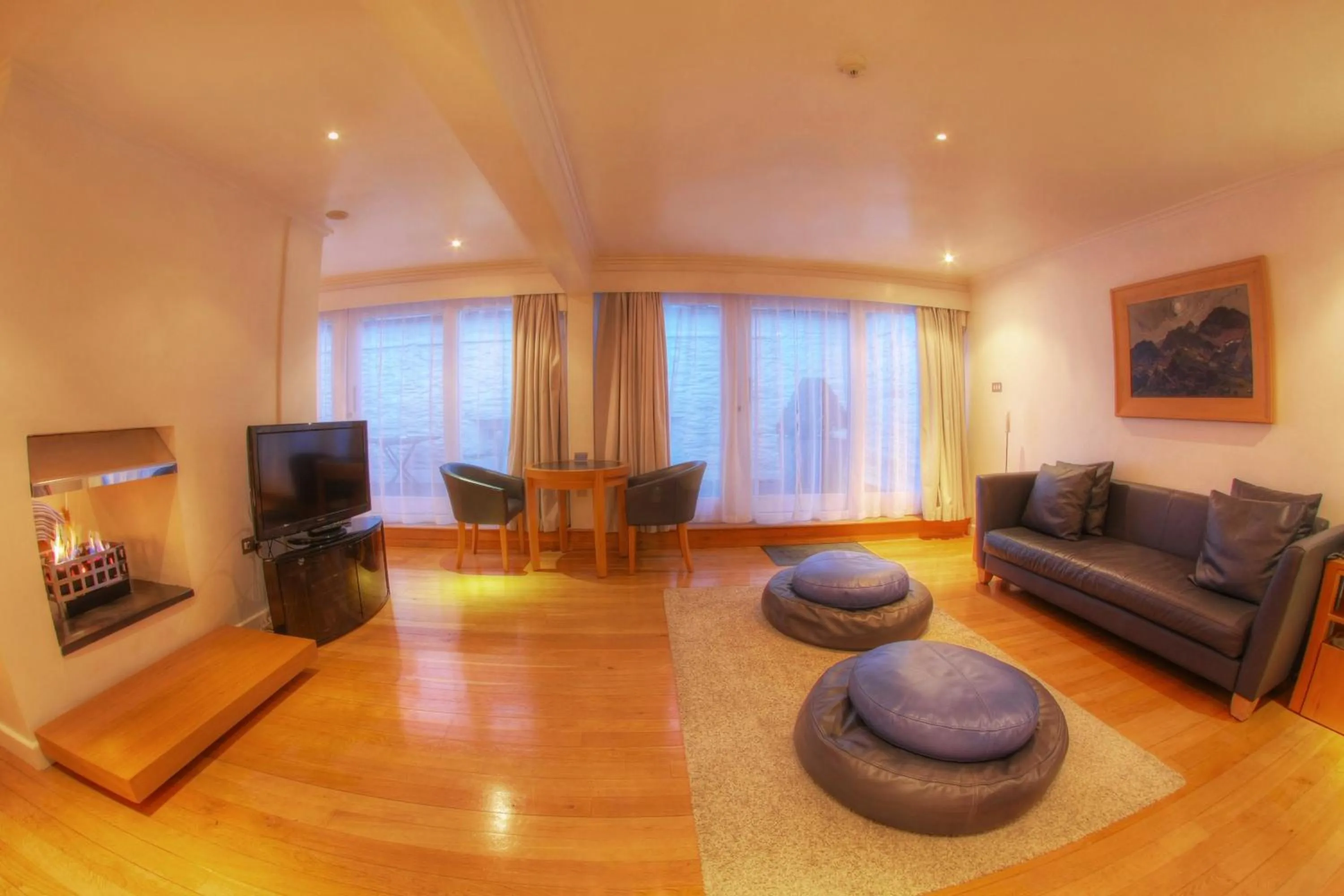 Living room in Portmeirion Village & Castell Deudraeth