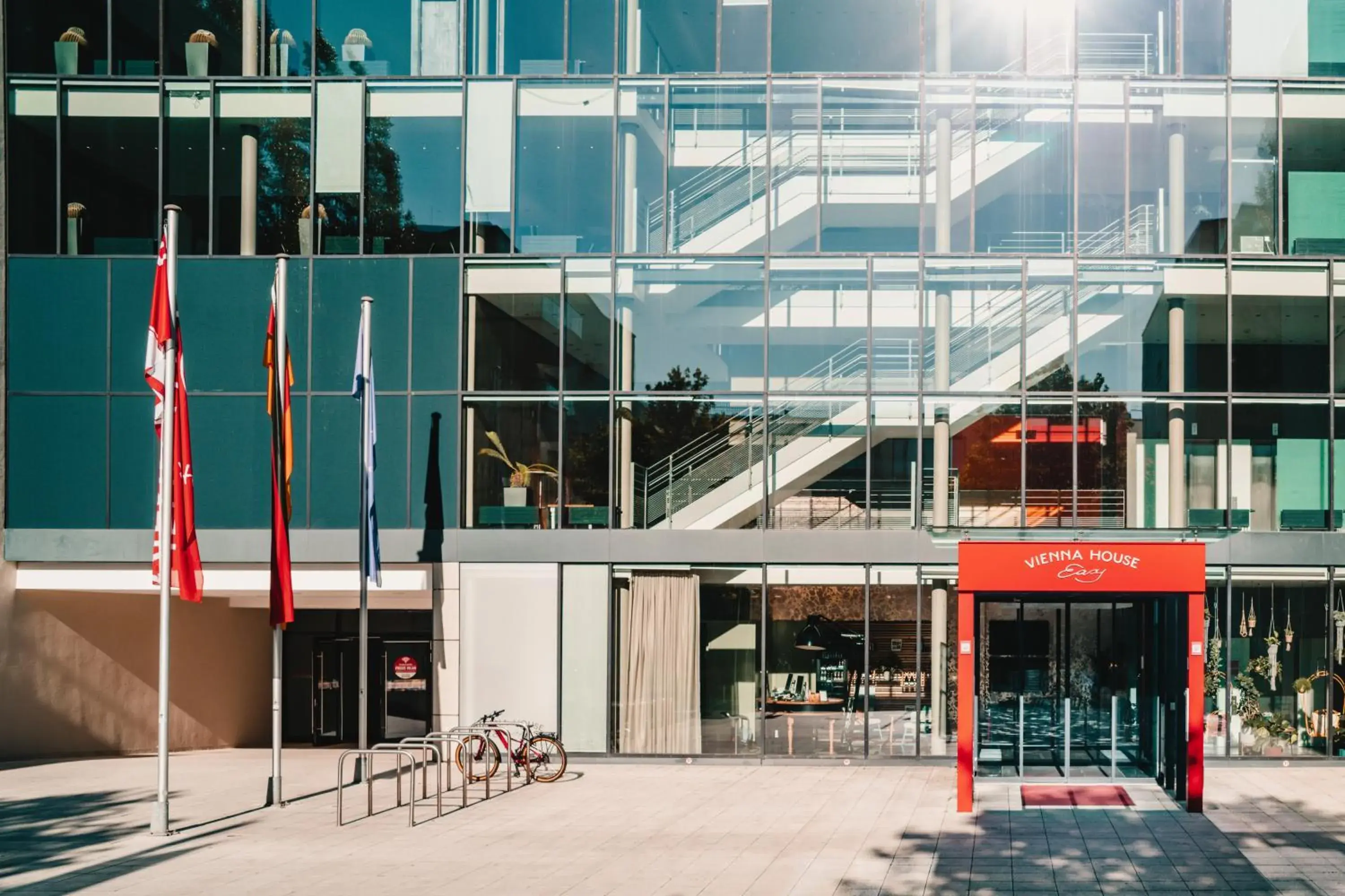 Property building in Vienna House Easy by Wyndham Stuttgart Property building in Vienna House Easy by Wyndham Stuttgart