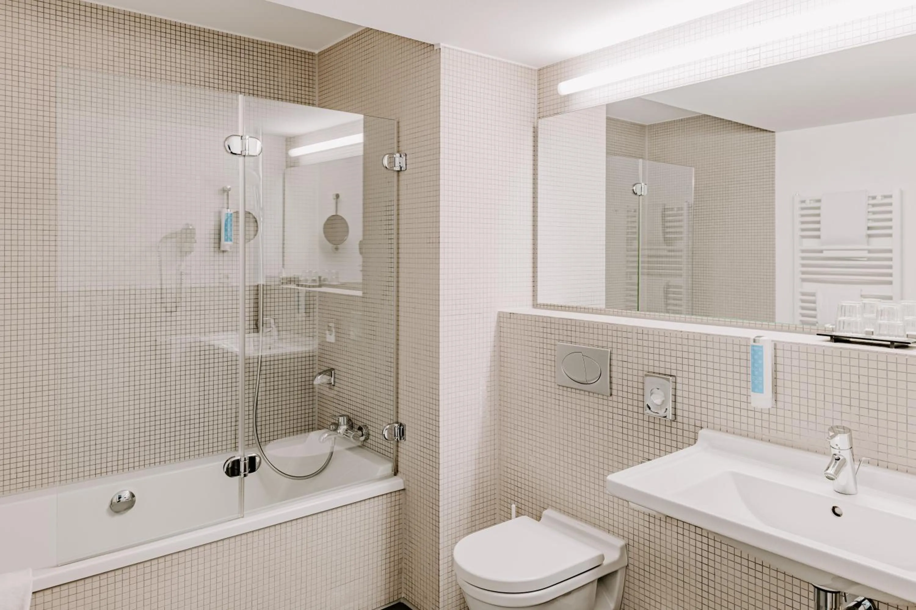 Bathroom in Vienna House Easy by Wyndham Stuttgart