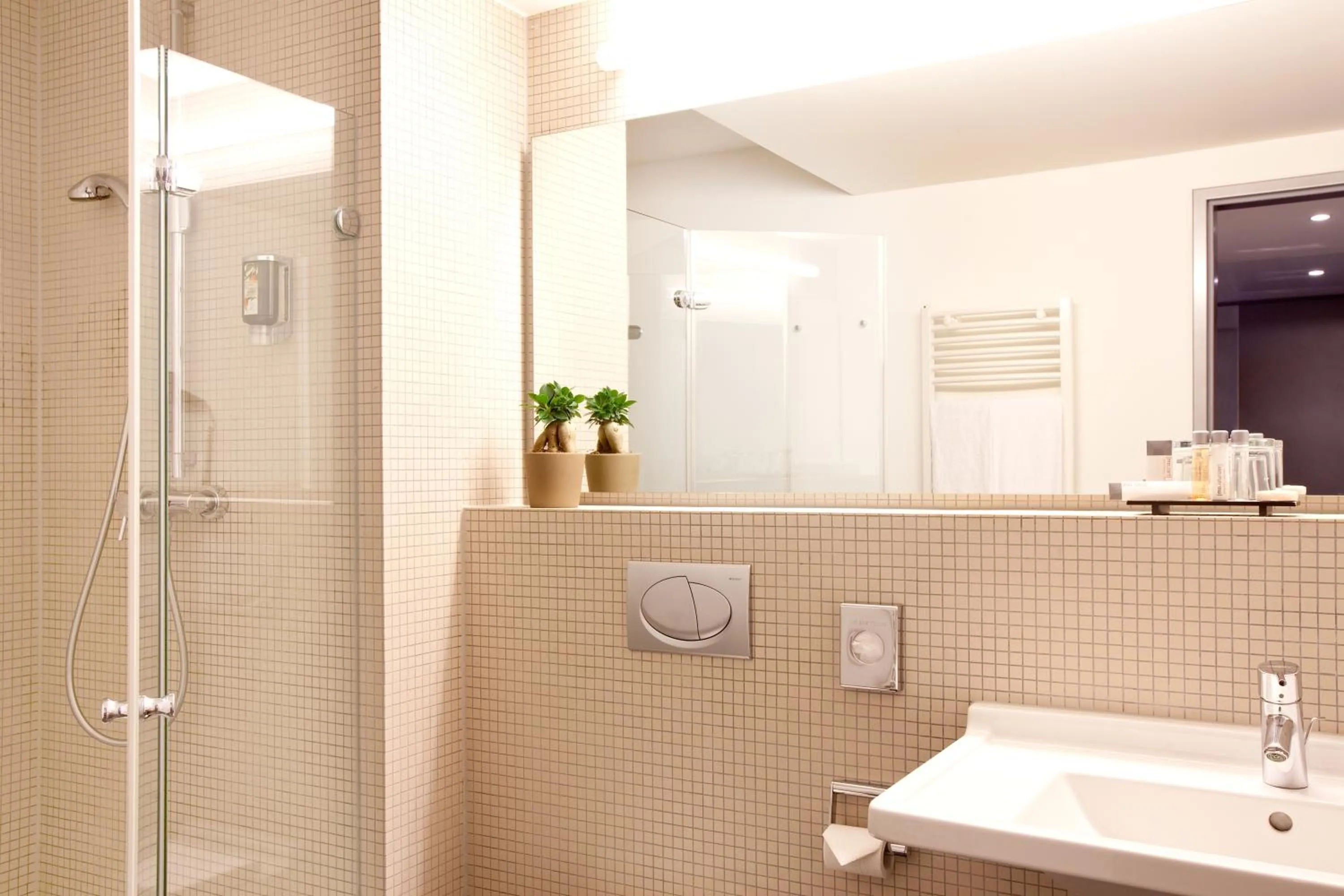 Photo of the whole room in Vienna House Easy by Wyndham Stuttgart