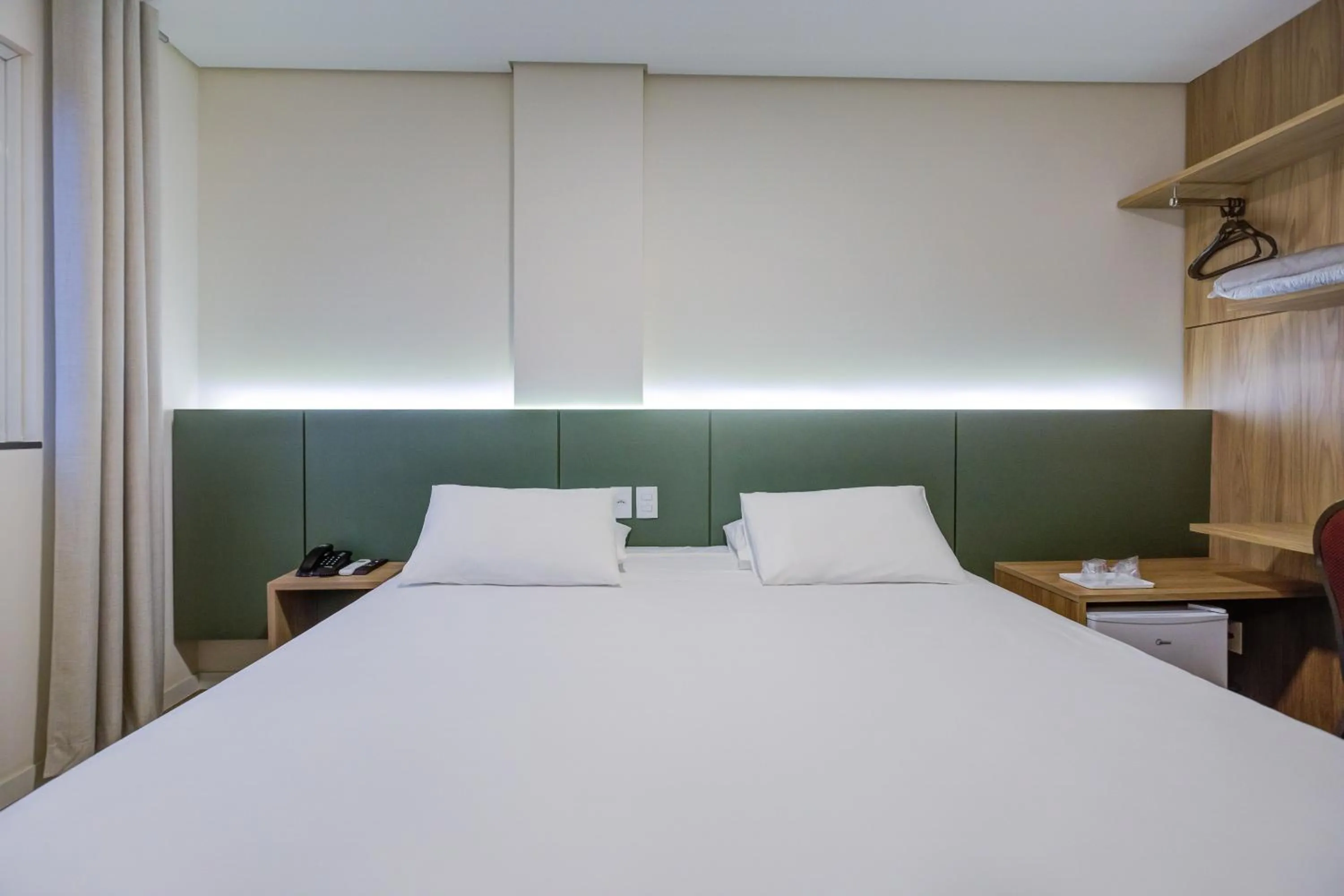 Bedroom, Bed in Viale Iguassu Hotel