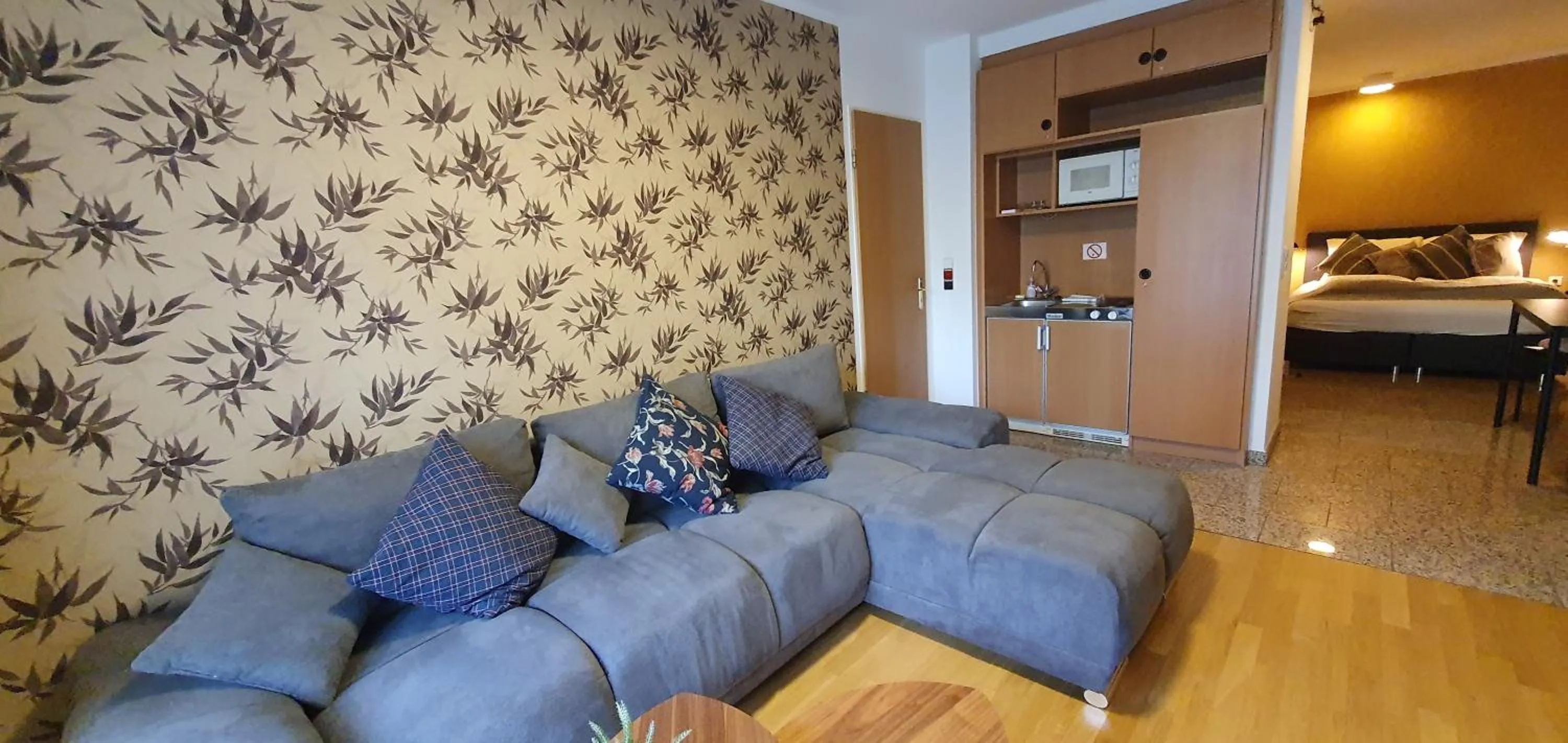 Kitchen or kitchenette in Solitaire Hotel