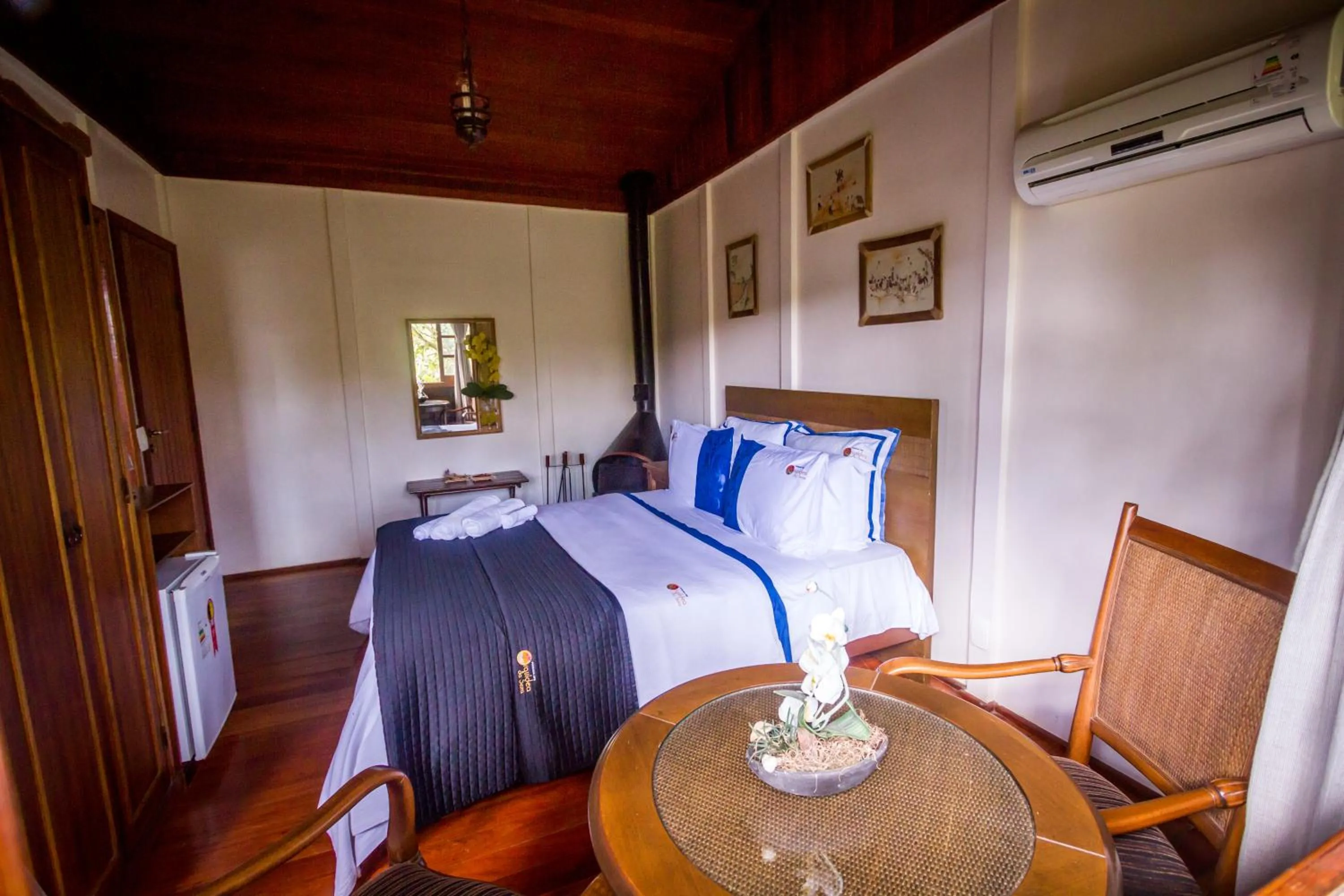 Bedroom, Bed in POUSADA APOEMA PETRÓPOLIS-Rj