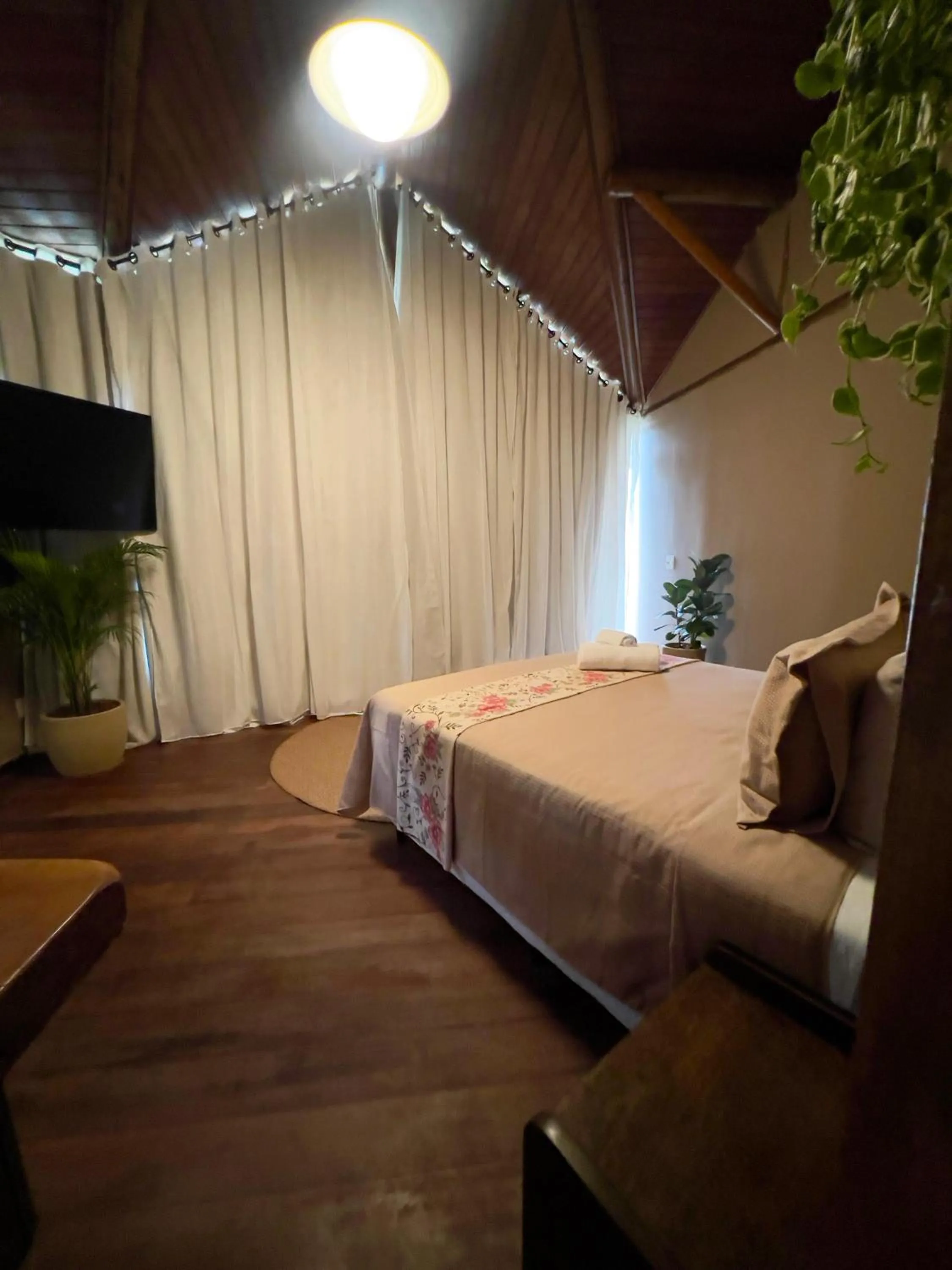 Bedroom, Bed in POUSADA APOEMA PETRÓPOLIS-Rj