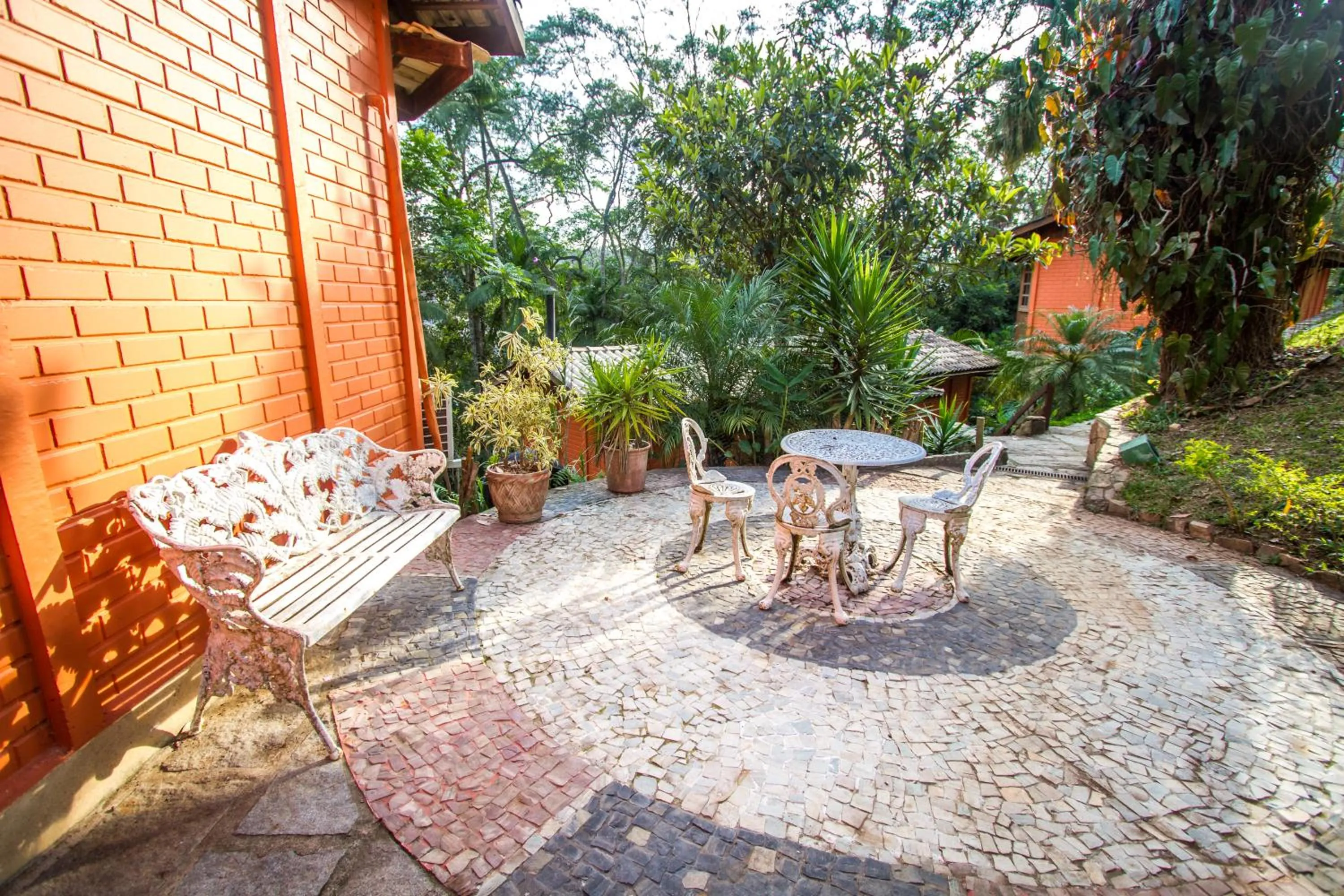 Garden in POUSADA APOEMA PETRÓPOLIS-Rj