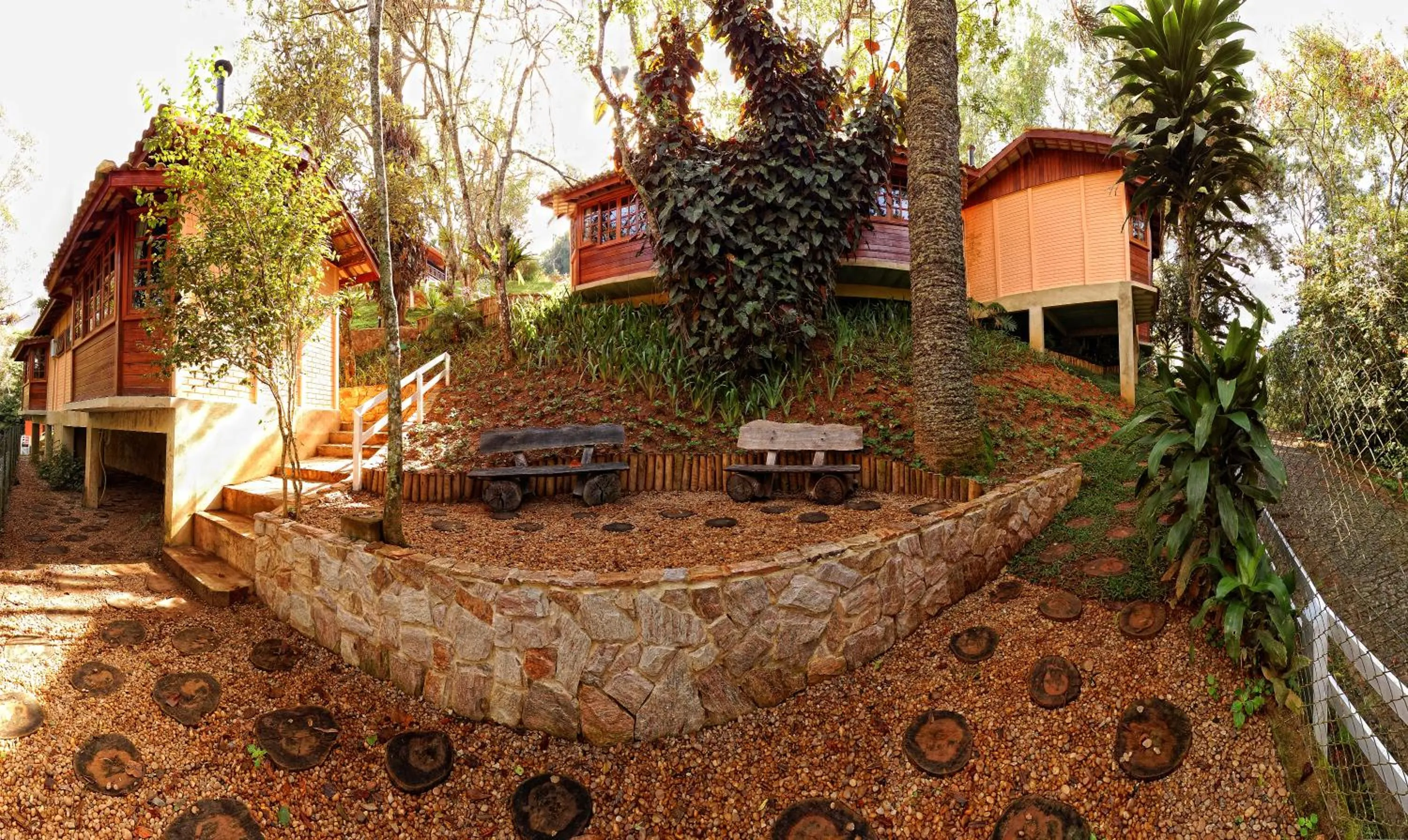 Garden view in POUSADA APOEMA PETRÓPOLIS-Rj