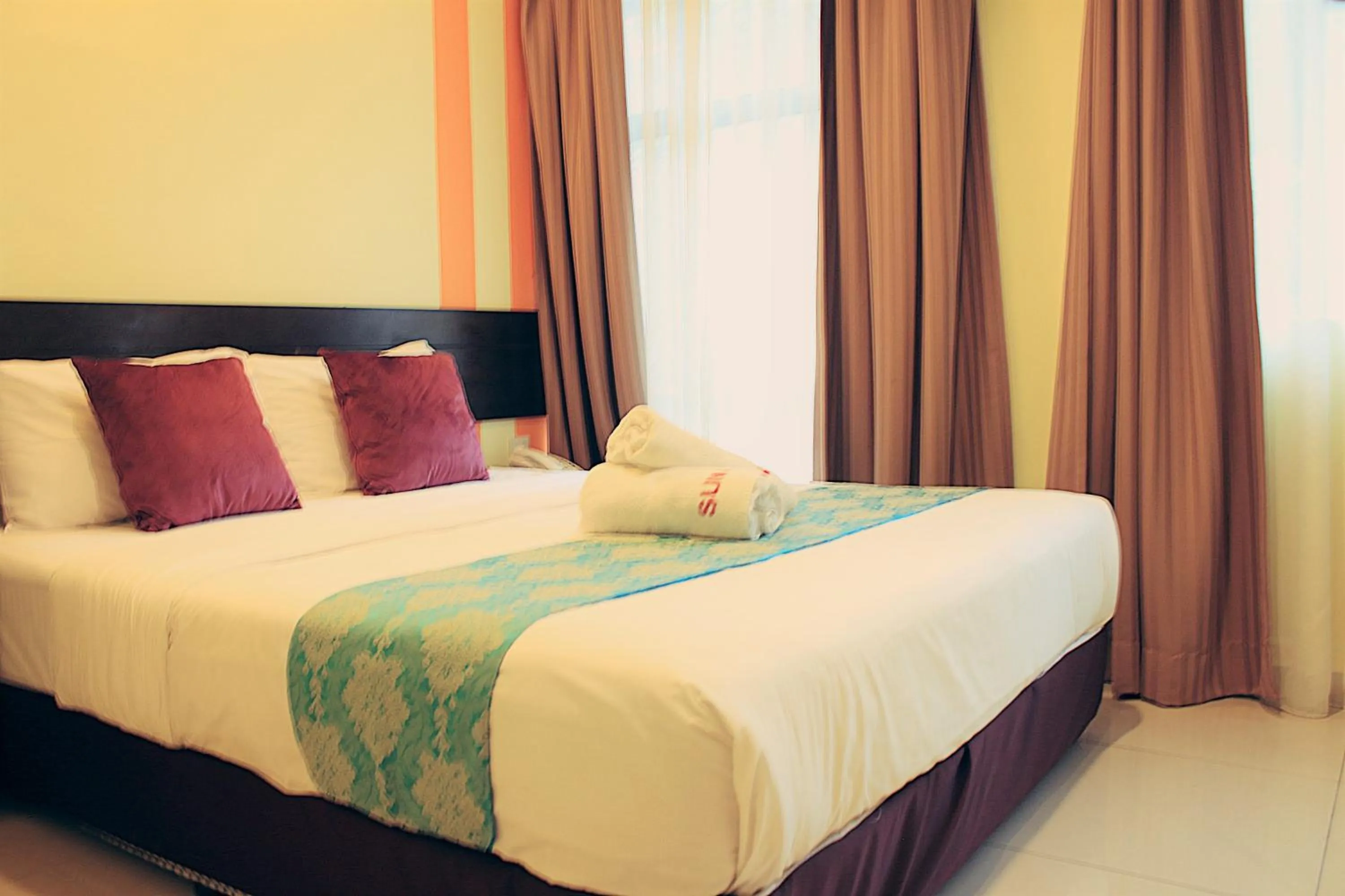 Bed in Sun Inns Hotel Ayer Keroh