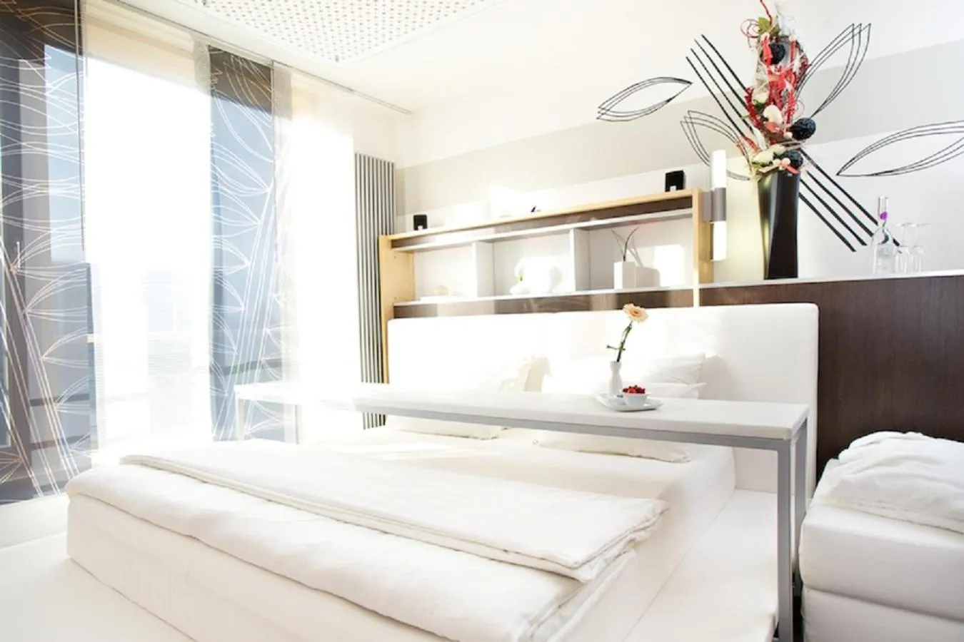 Photo of the whole room, Bed in rugs Hotel am Schlosspark Lichtenwalde