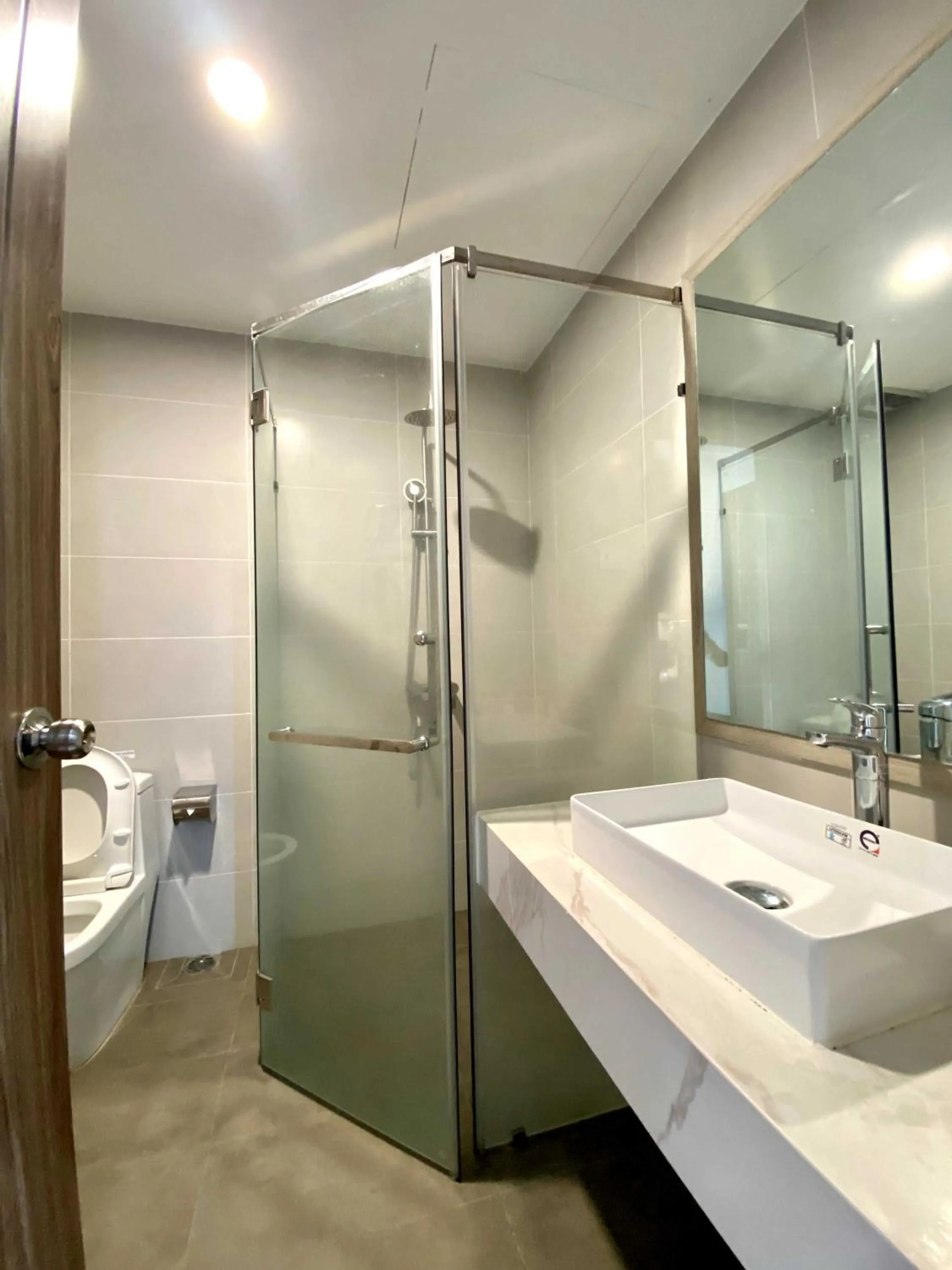 Toilet in Cali Hotel Quy Nhơn