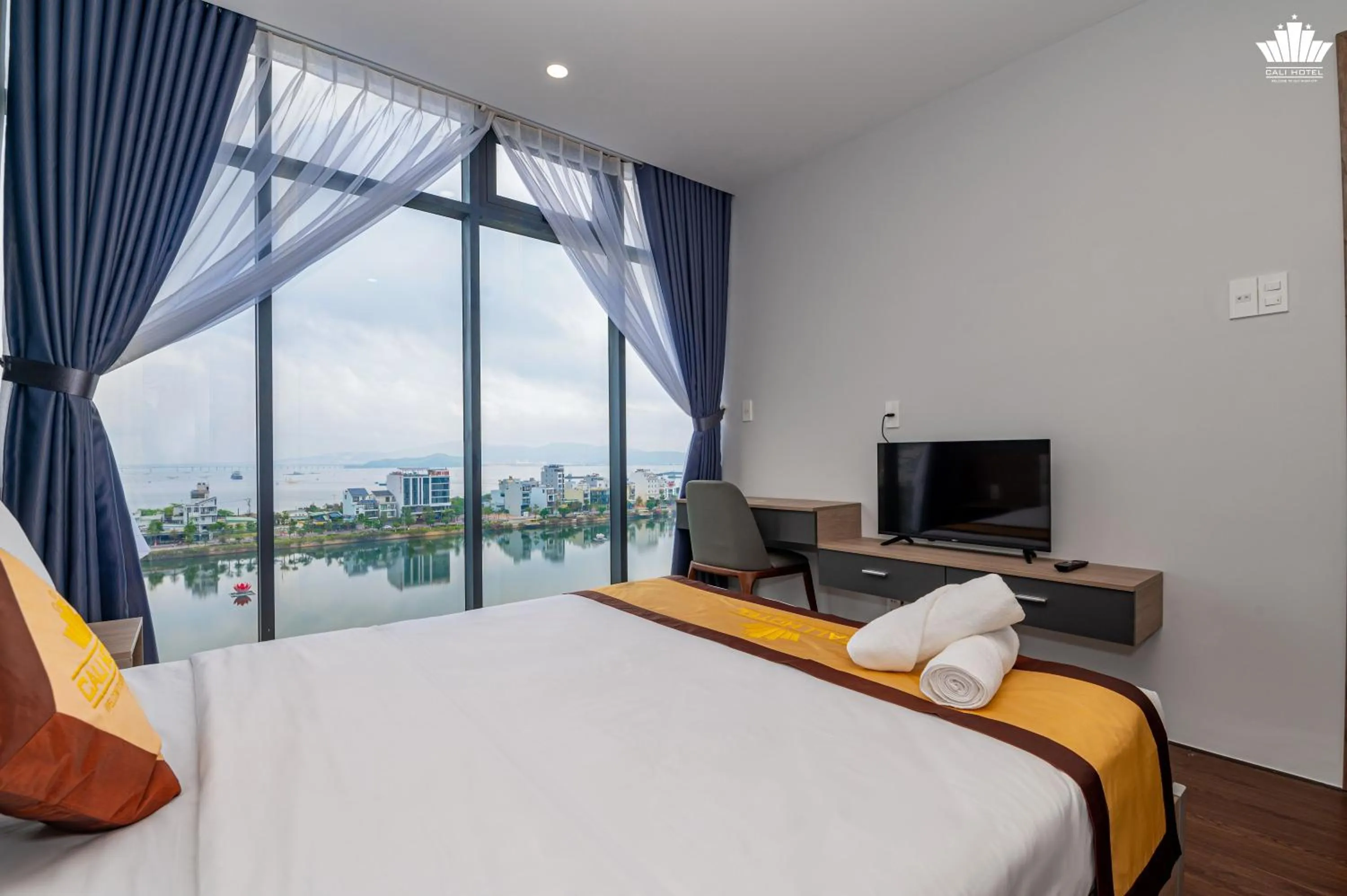 Bed in Cali Hotel Quy Nhơn