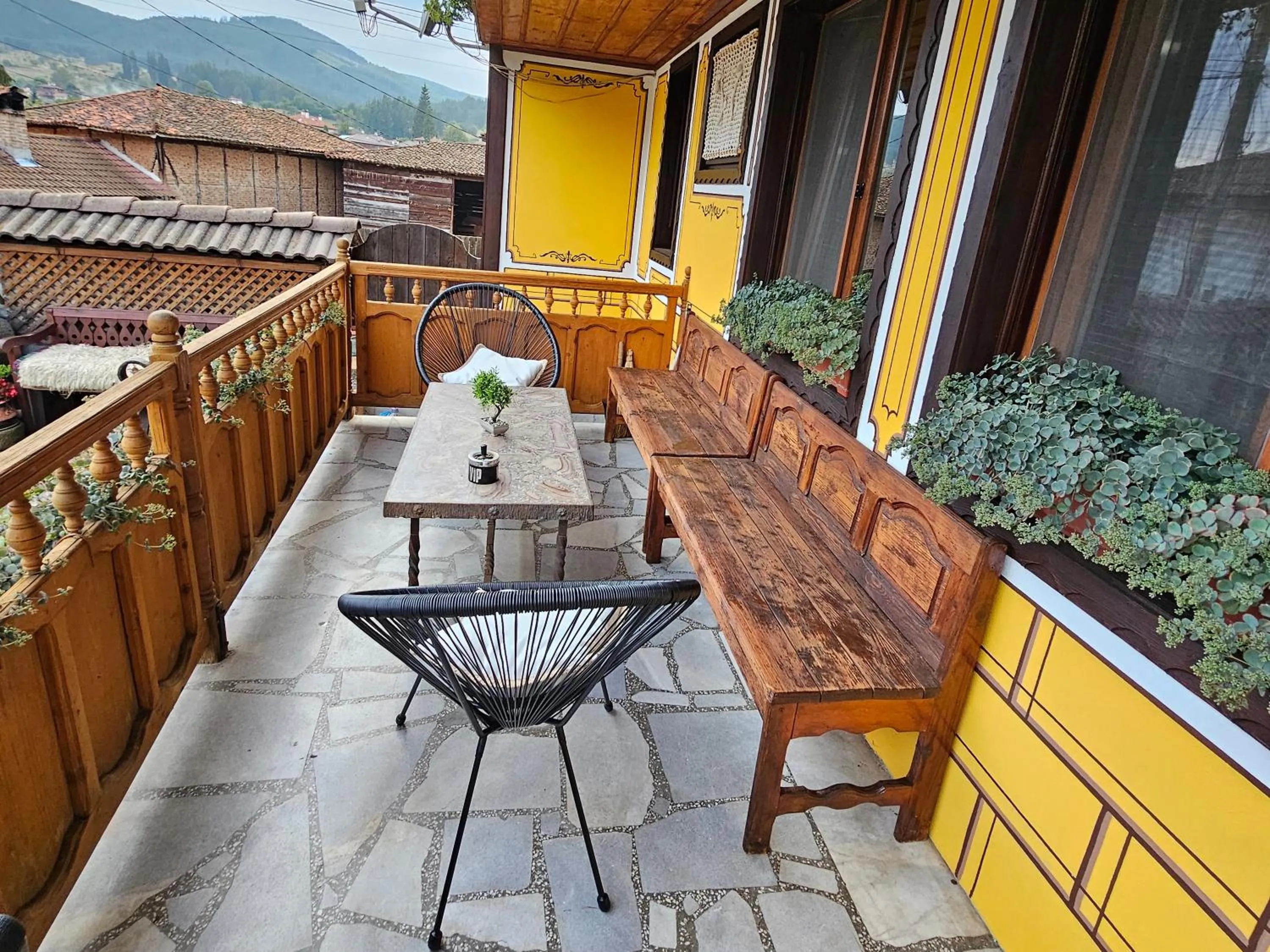 Property building in Hotel Rai
