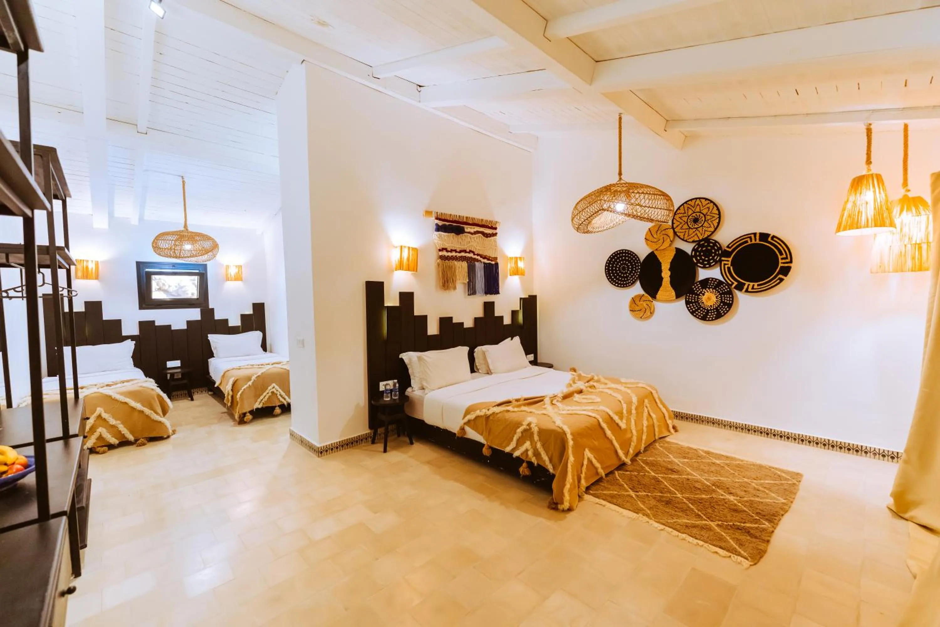 Photo of the whole room, Bed in Dakhla Attitude