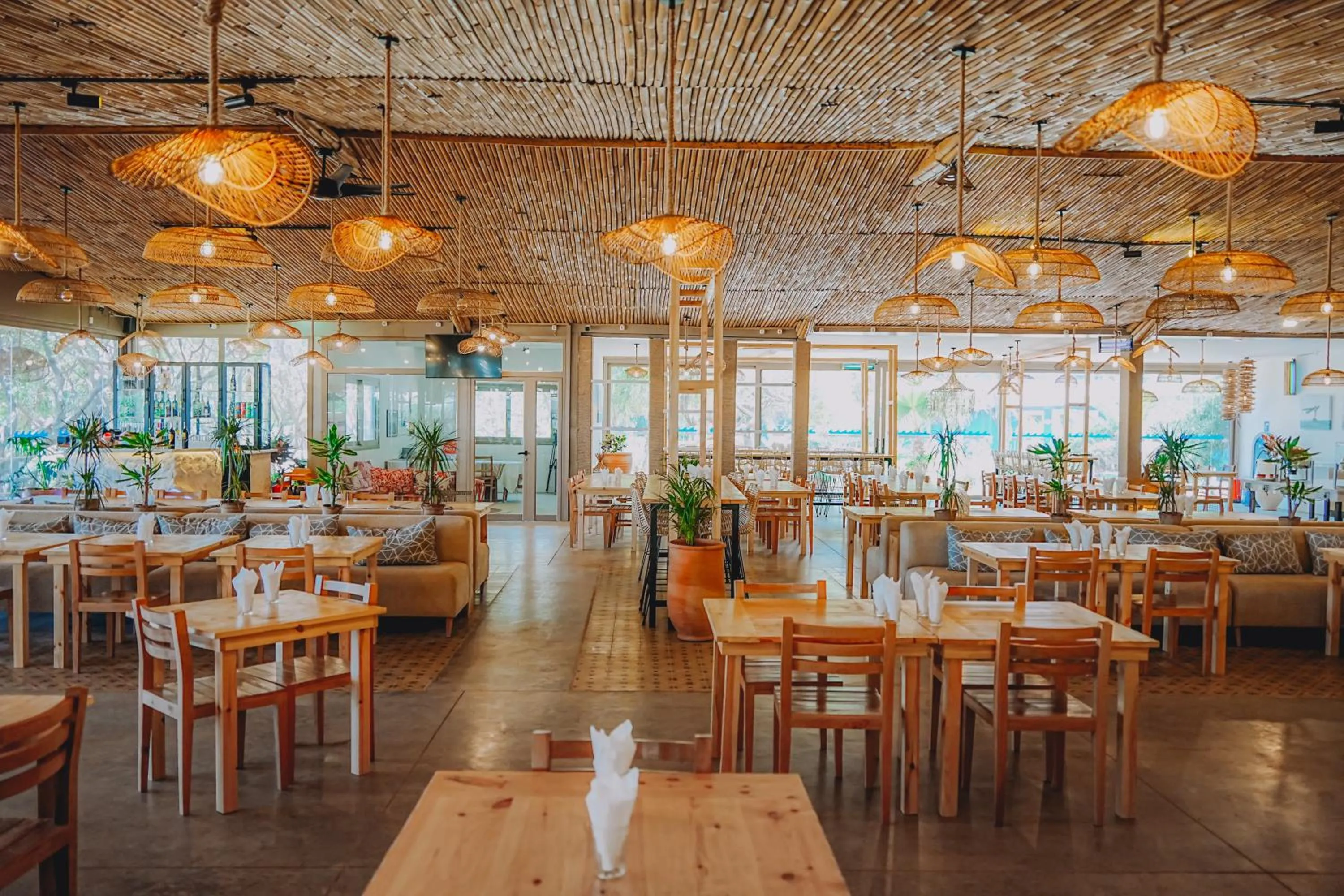 Restaurant/places to eat in Dakhla Attitude