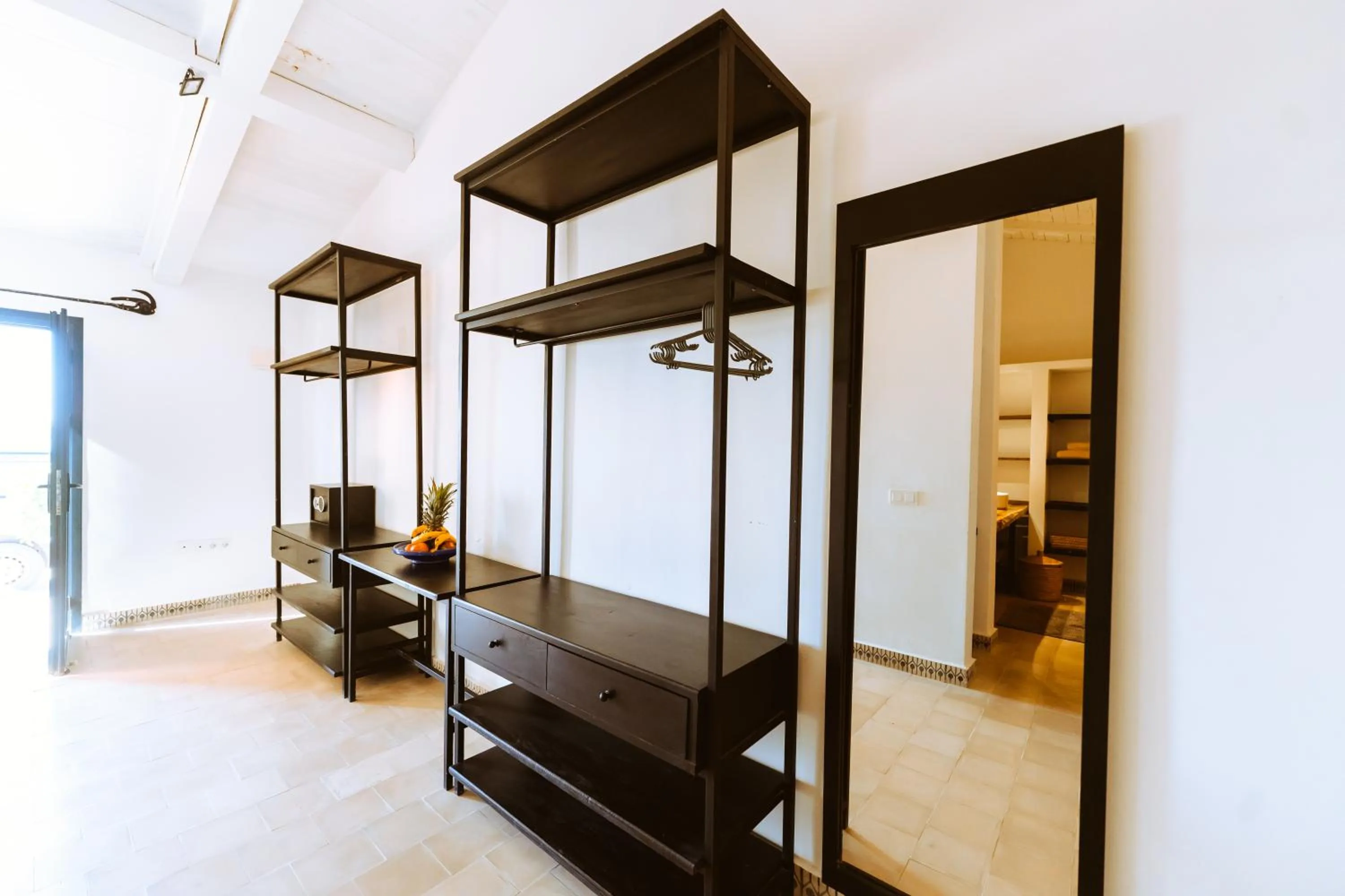 Photo of the whole room, Bed in Dakhla Attitude