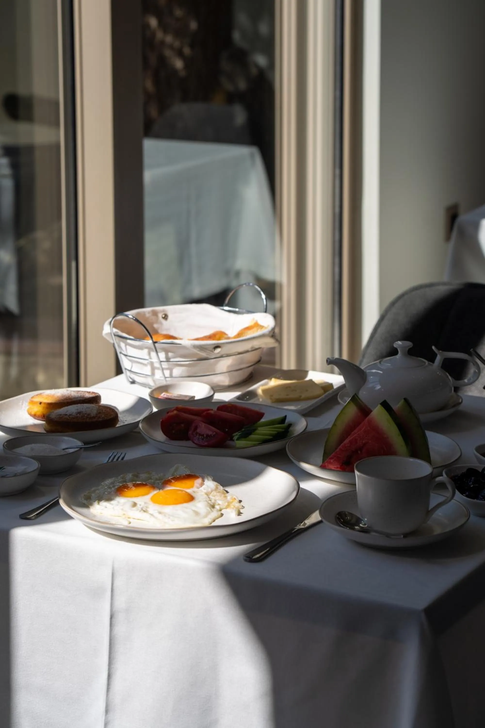 Restaurant/places to eat in Casanova Inn - Boutique Hotel