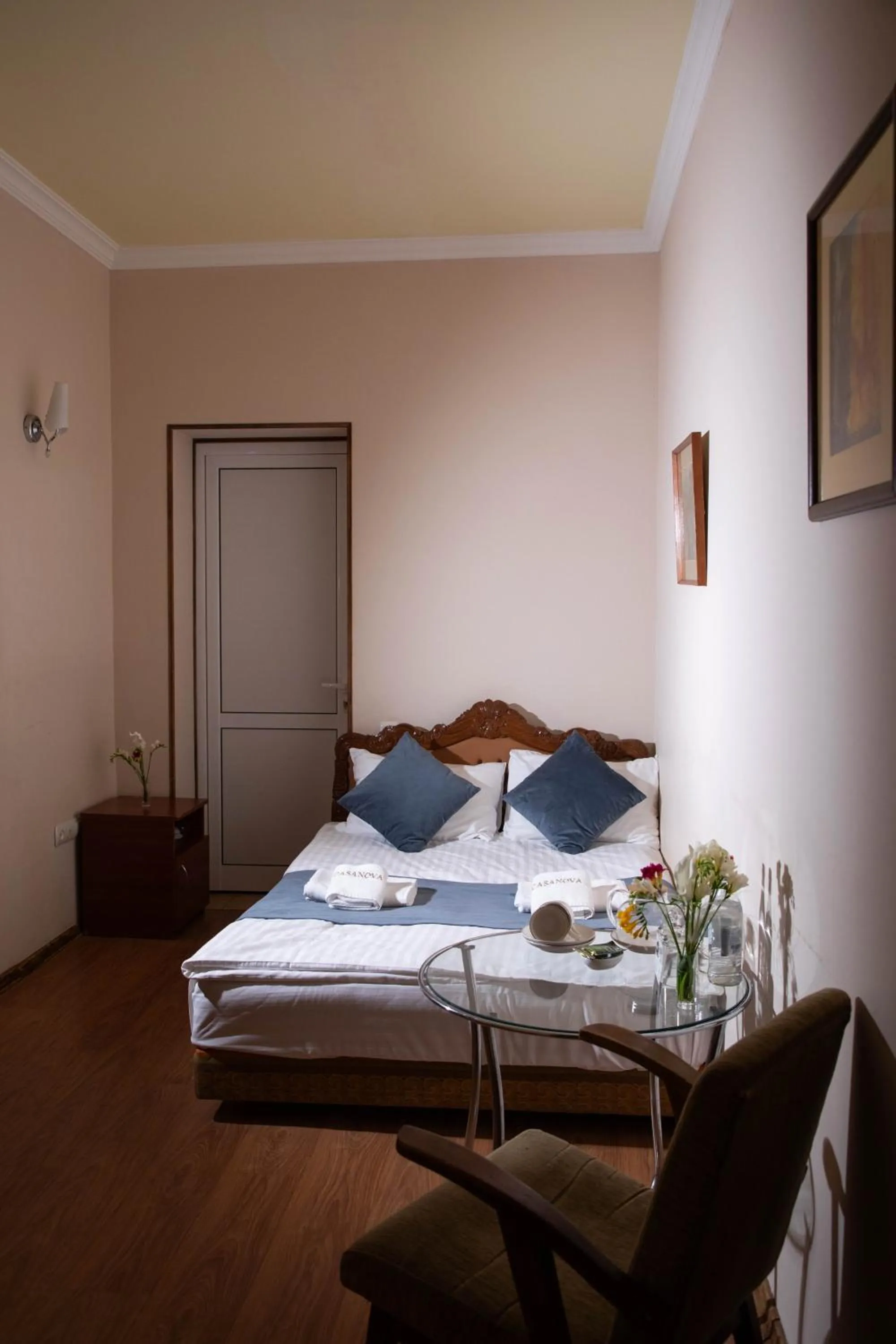 Bed in Casanova Inn - Boutique Hotel