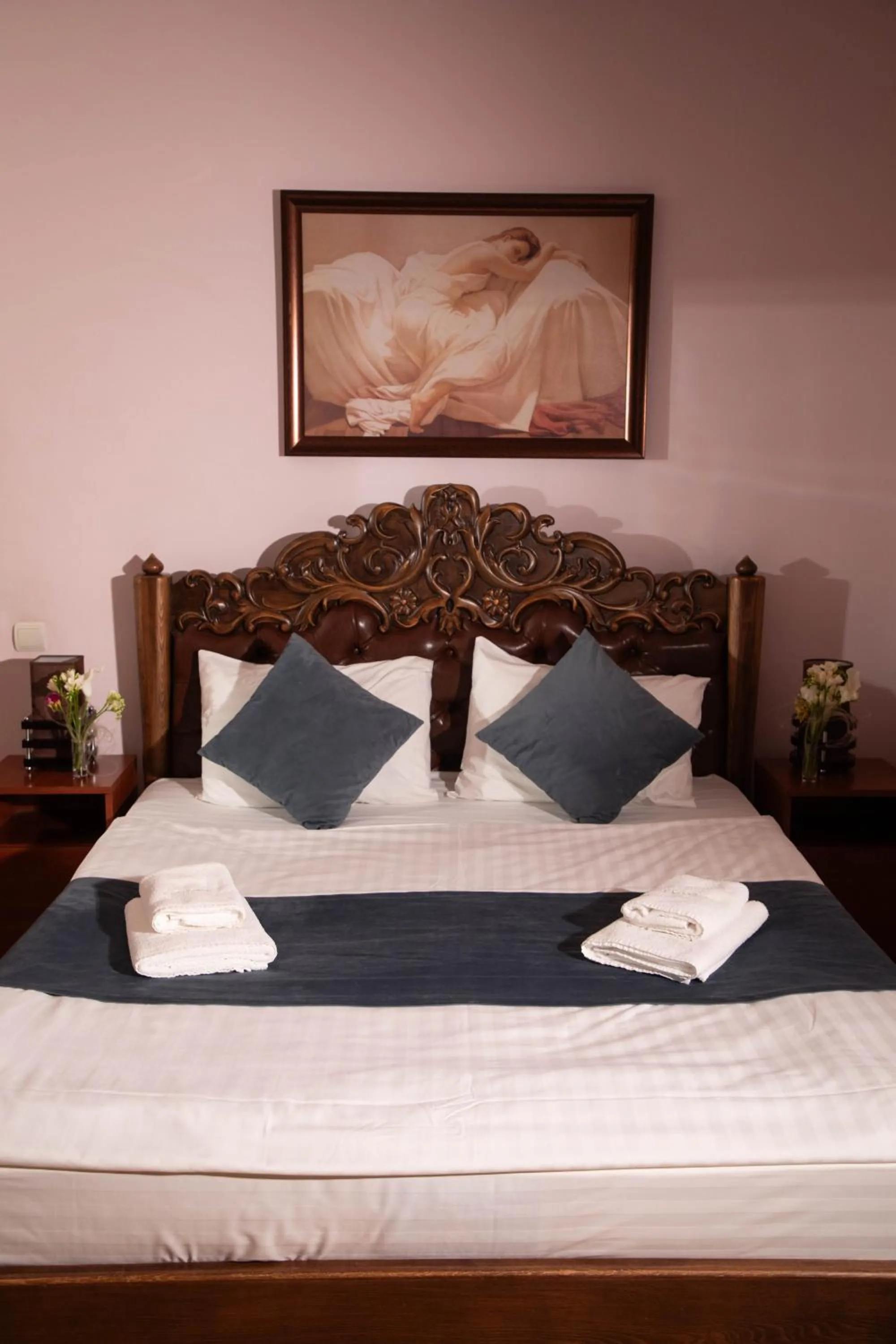 towels, Bed in Casanova Inn - Boutique Hotel