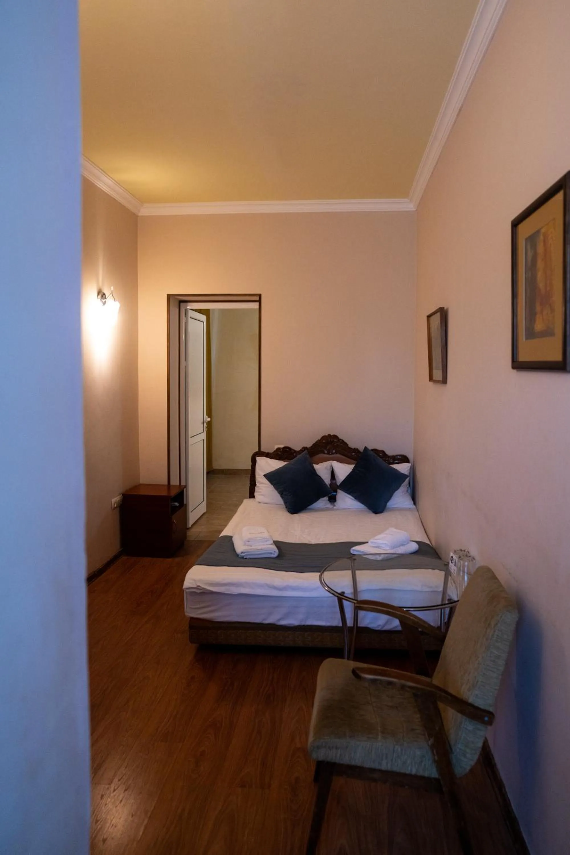 Bed in Casanova Inn - Boutique Hotel