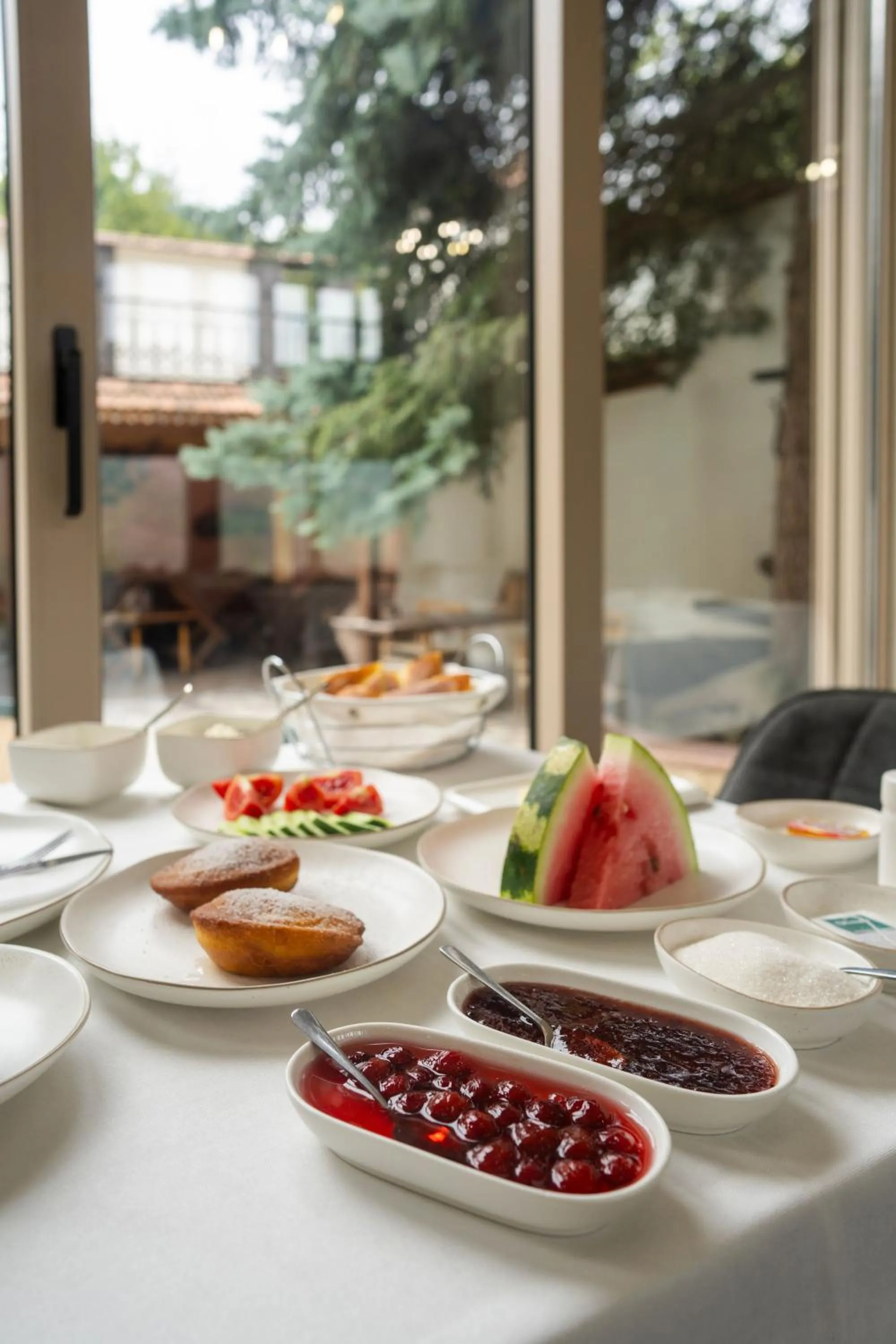 Restaurant/places to eat in Casanova Inn - Boutique Hotel