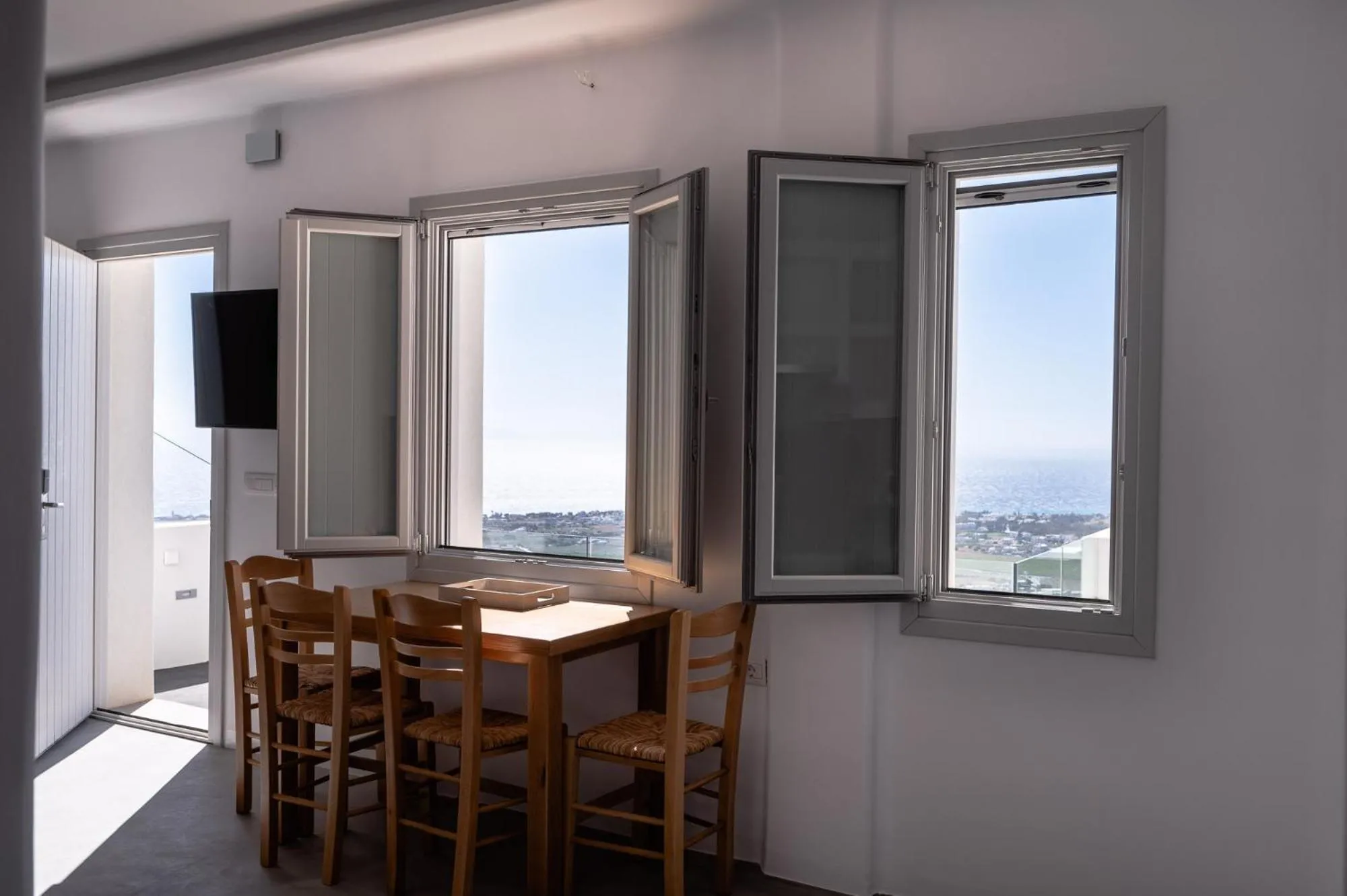 TV and multimedia in Deep Earth Villas