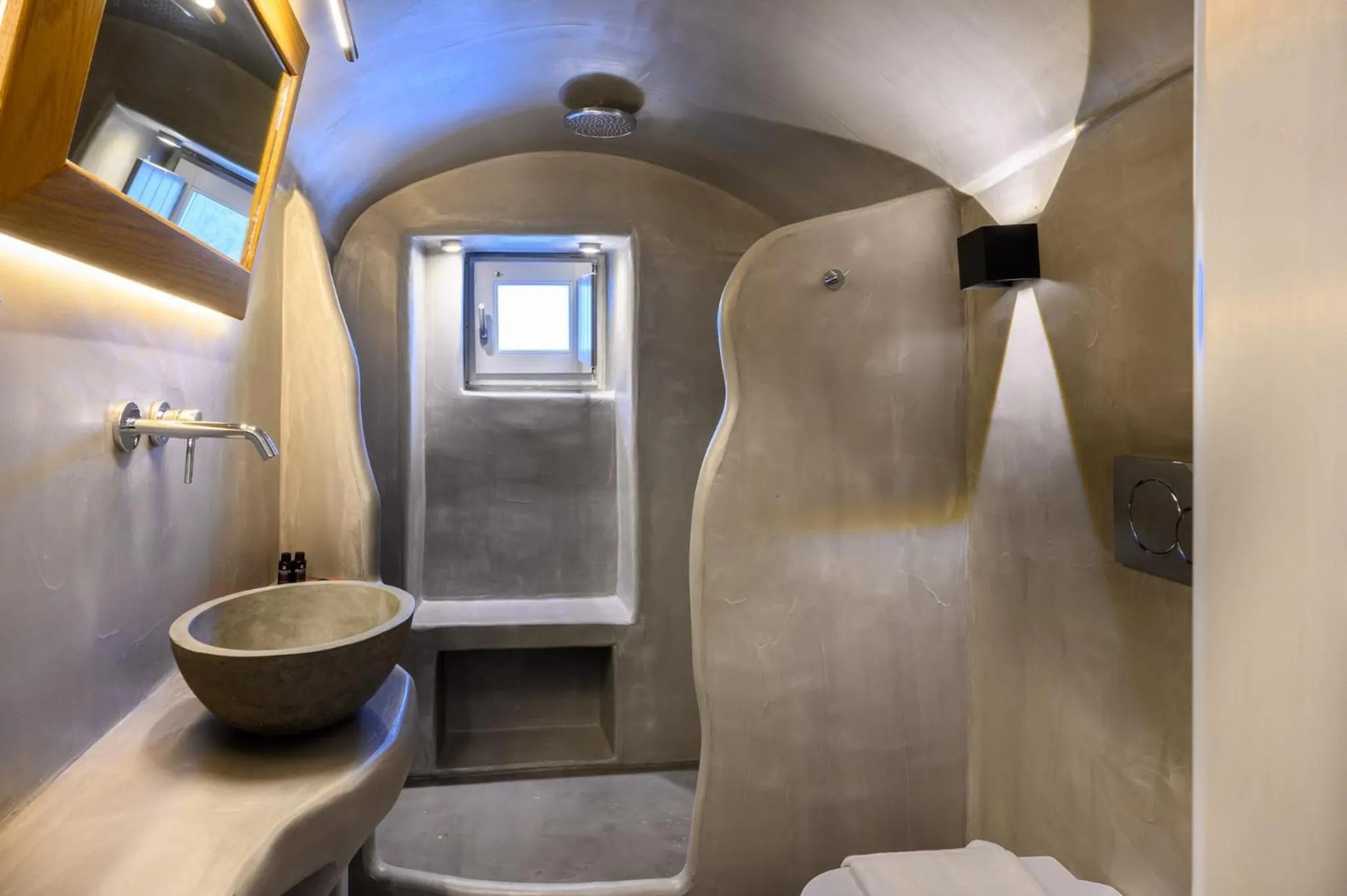 Shower in Deep Earth Villas