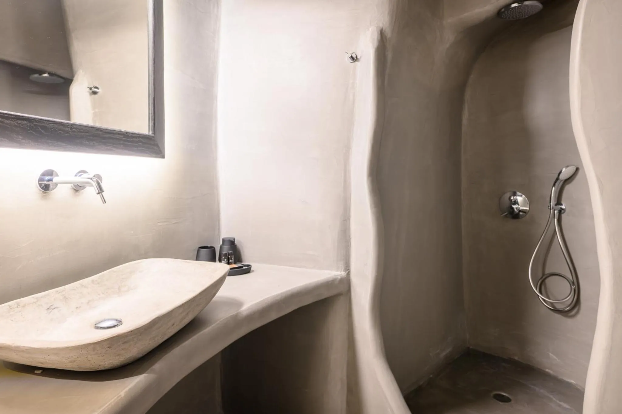 Shower in Deep Earth Villas