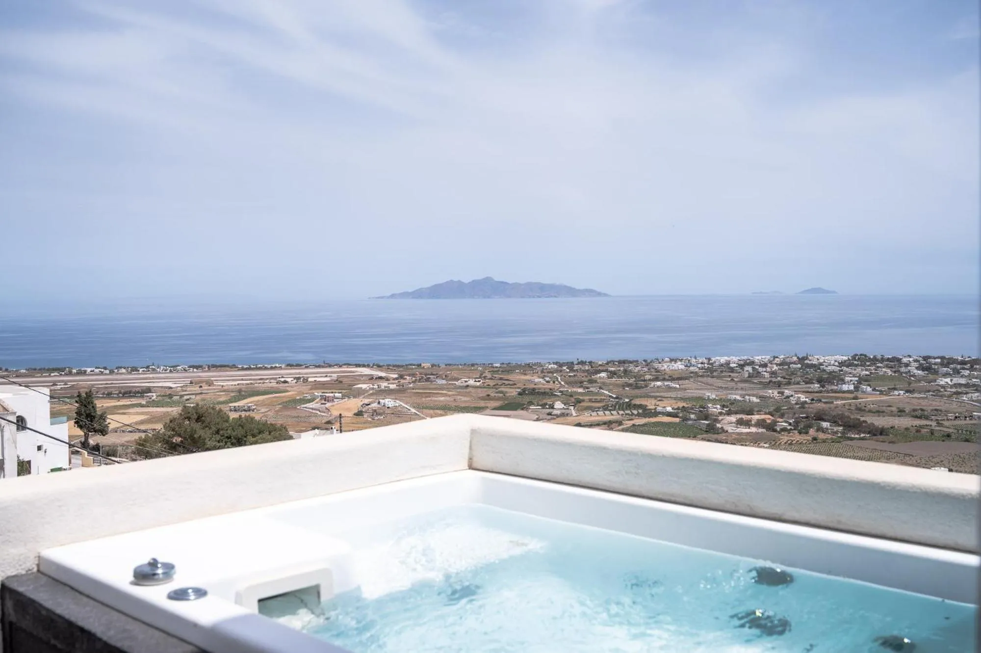 Hot Tub in Deep Earth Villas