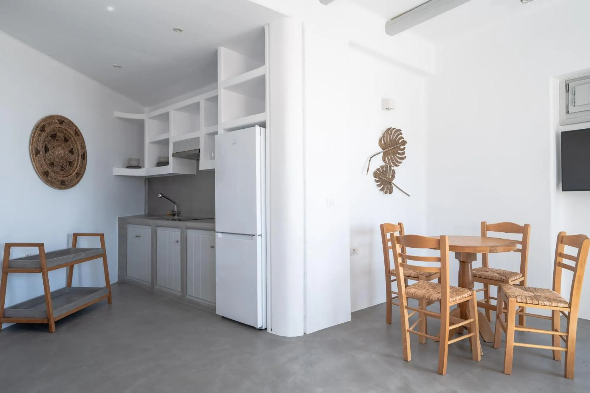 Coffee/tea facilities in Deep Earth Villas
