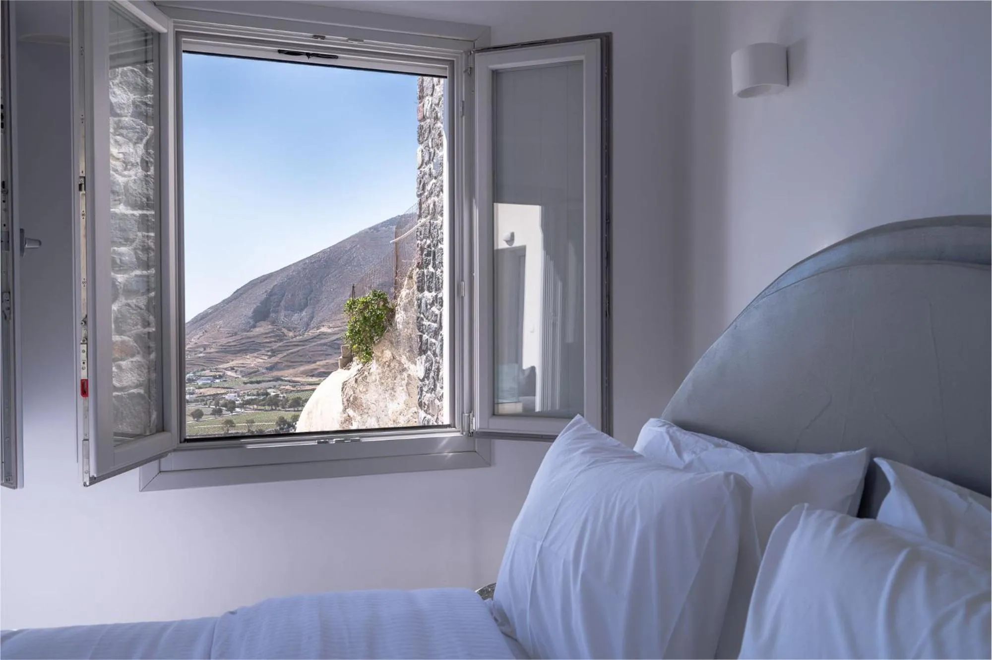 Bed in Deep Earth Villas