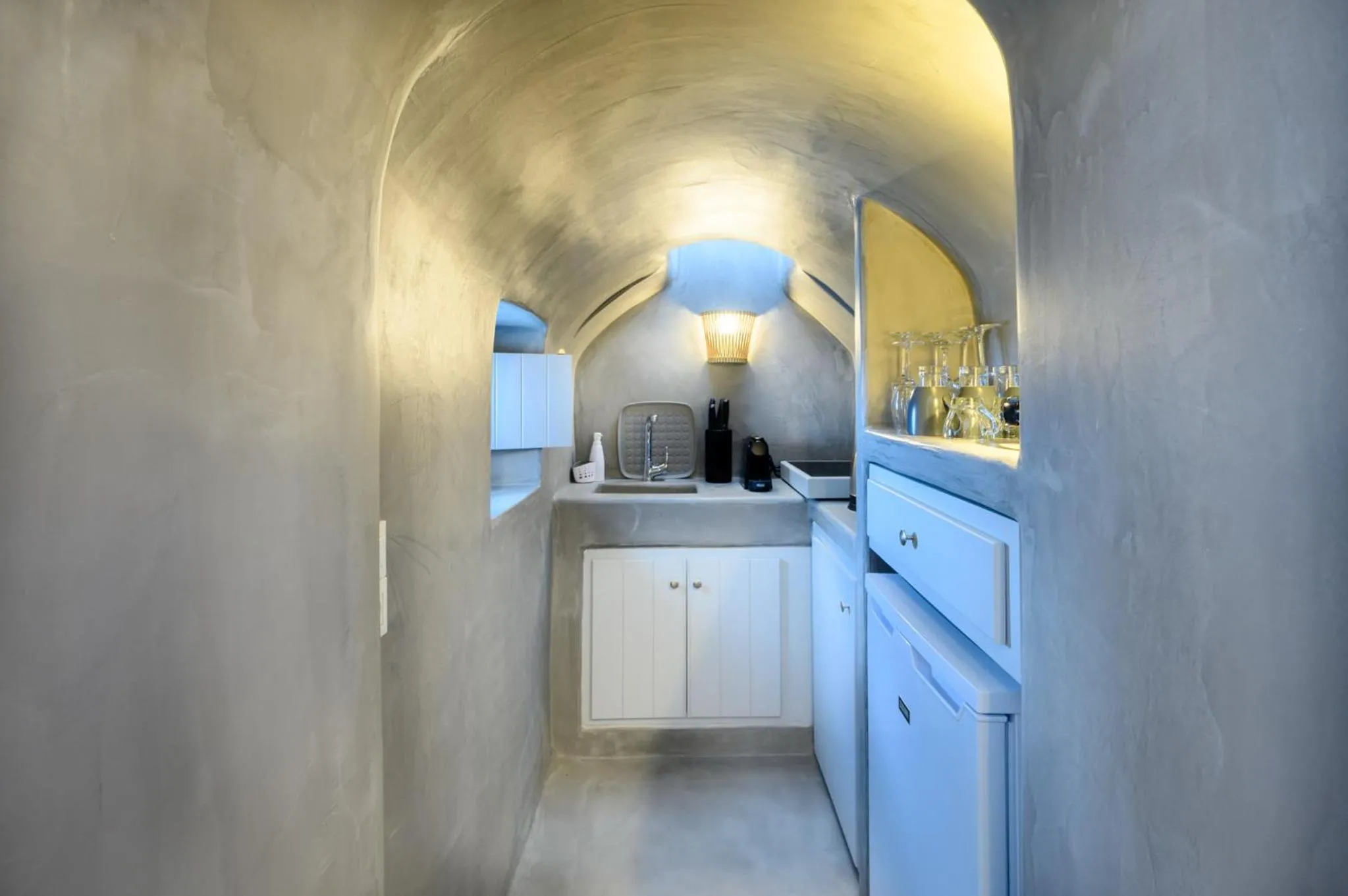 Kitchen or kitchenette in Deep Earth Villas