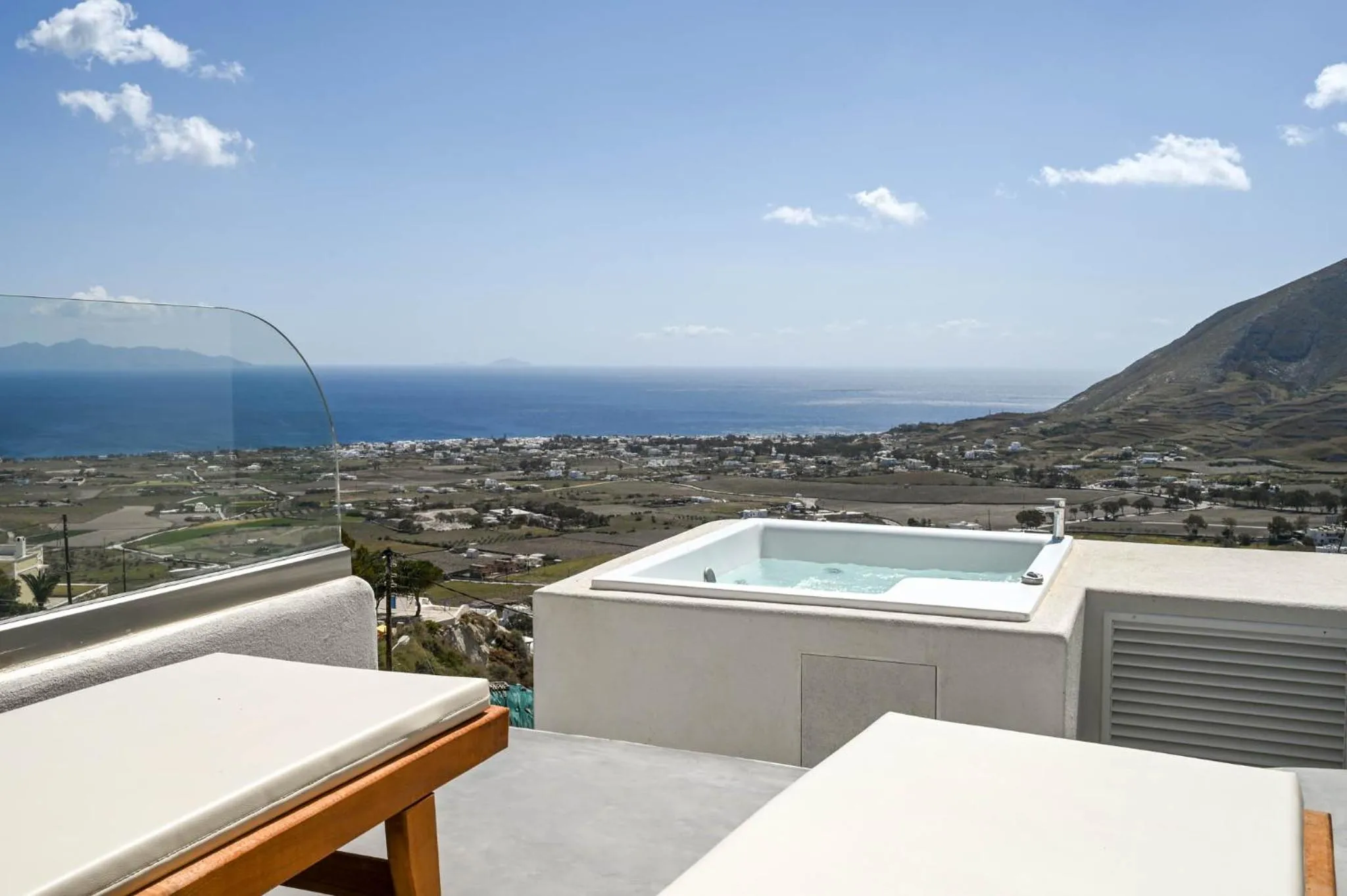 Hot Tub in Deep Earth Villas