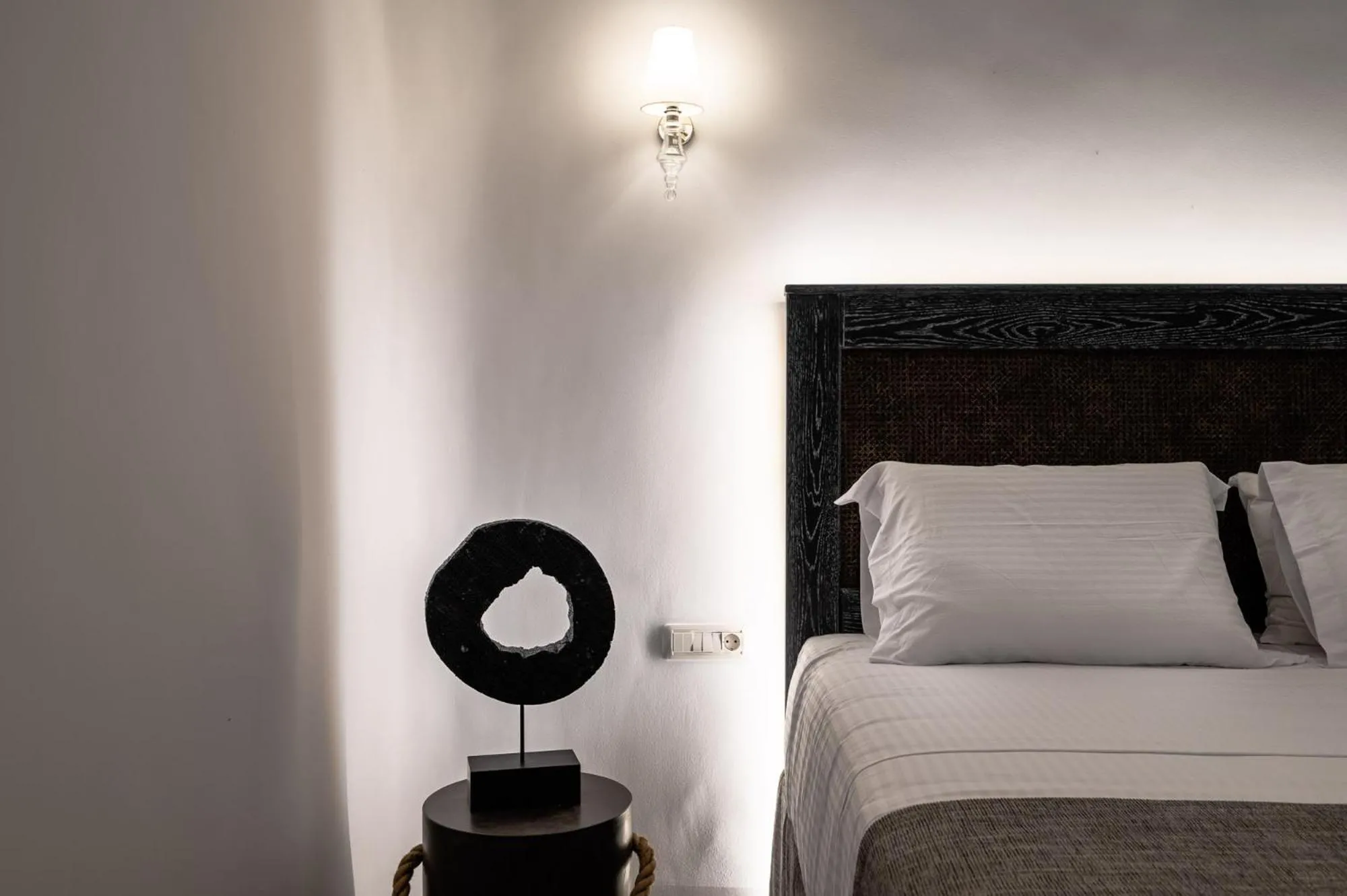 Bed in Deep Earth Villas