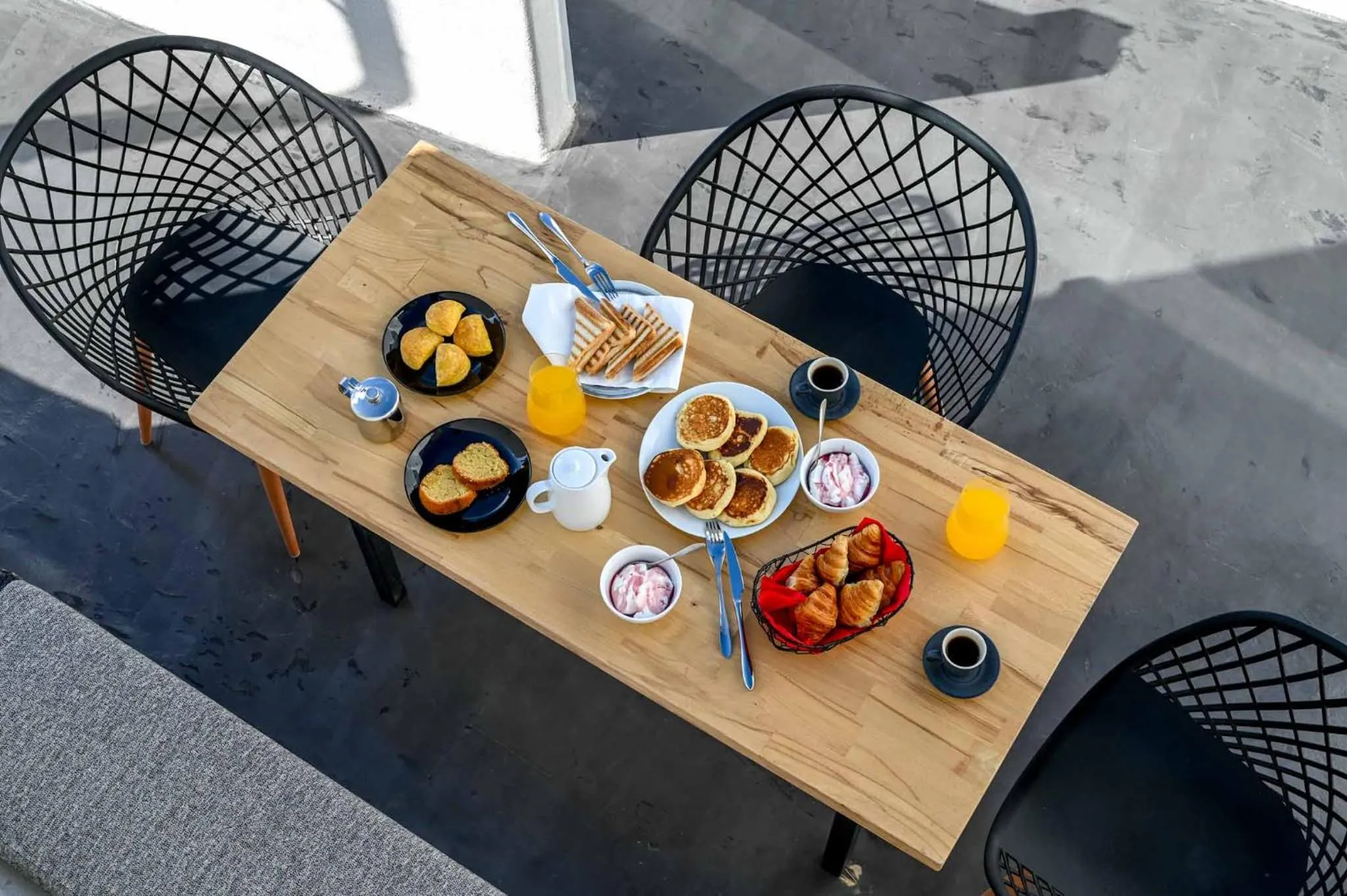 Food in Deep Earth Villas